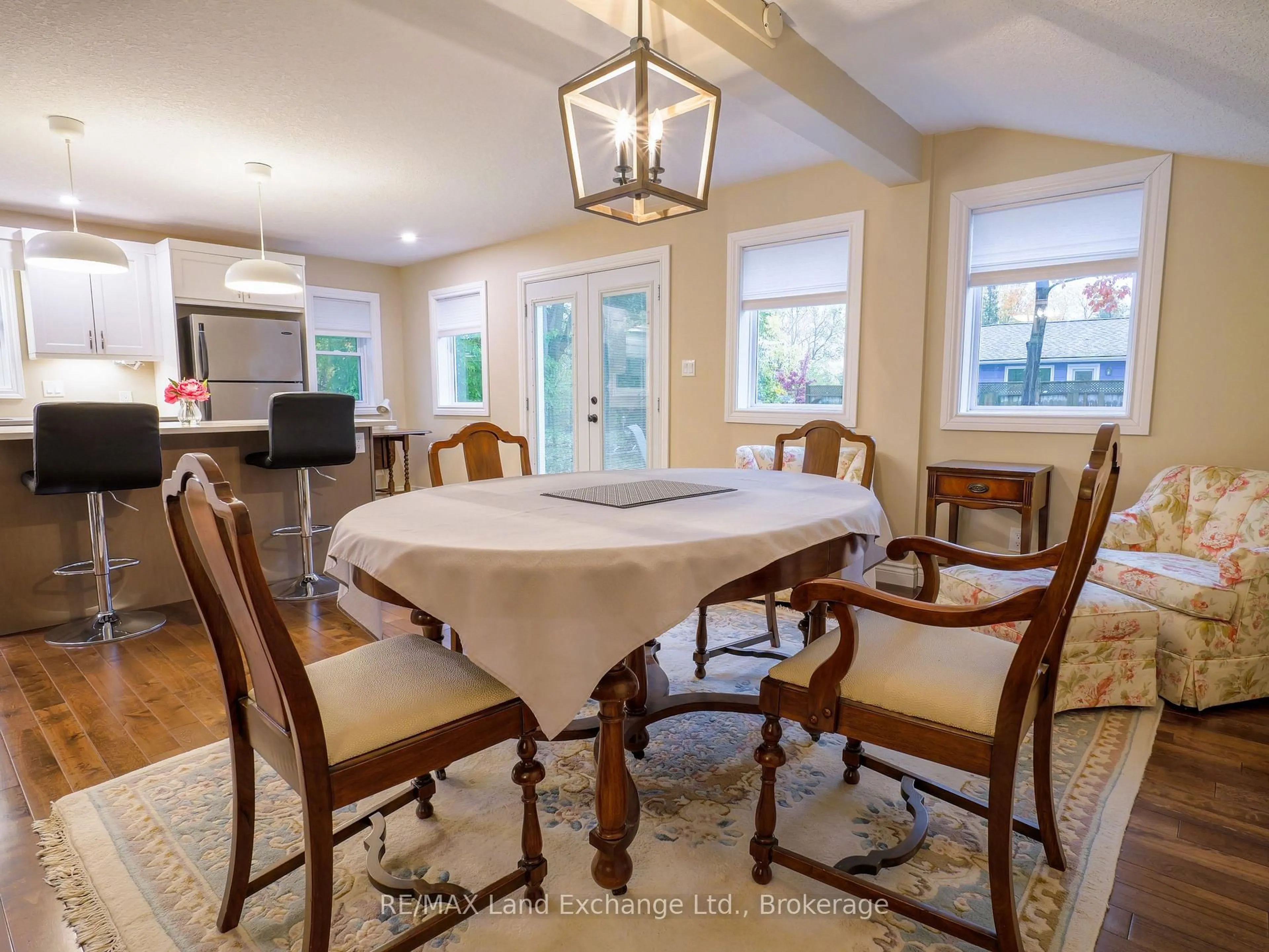 Dining room, unknown for 749 Mill St, Saugeen Shores Ontario N0H 2C4