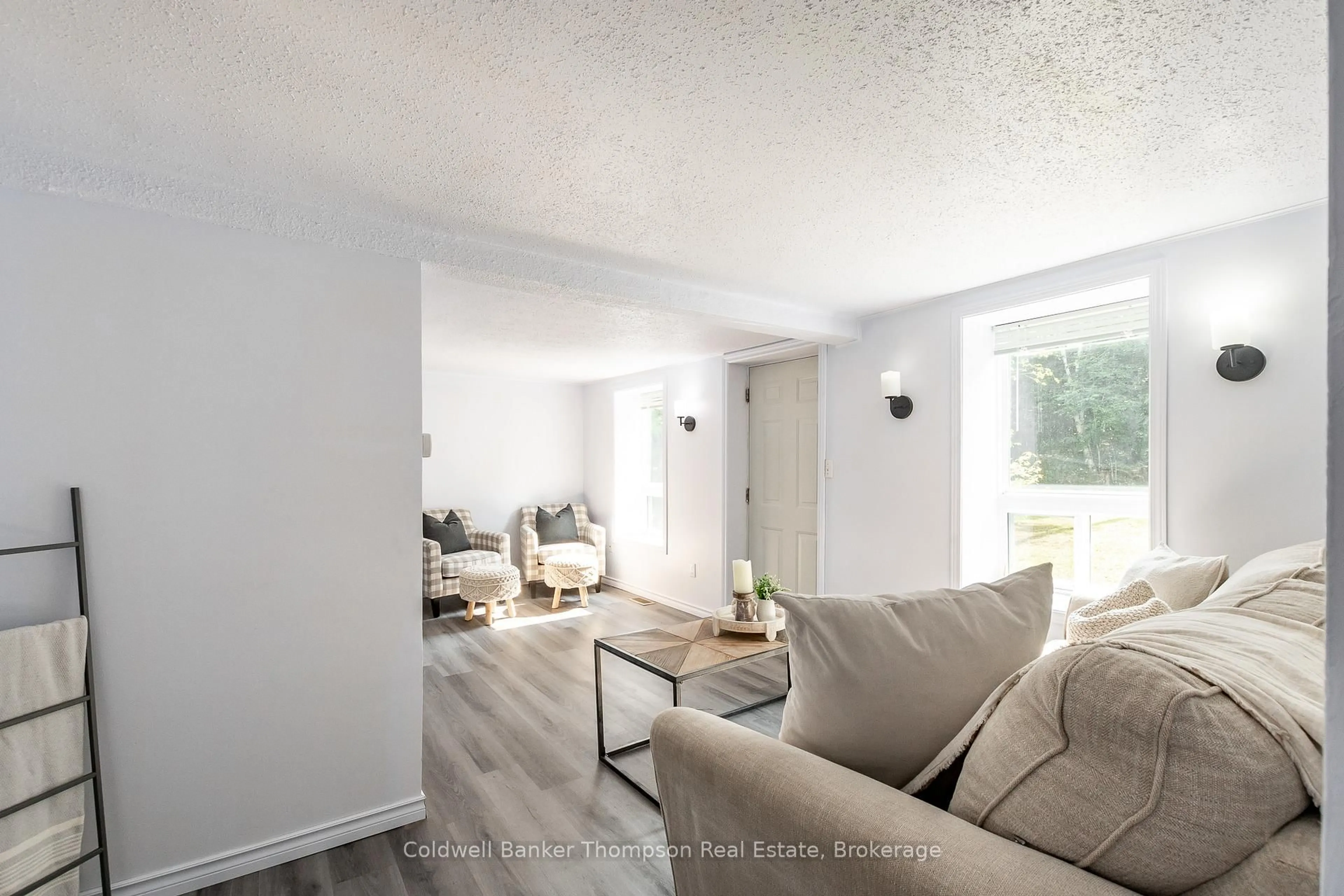 Living room with furniture, unknown for 1980 Lone Pine Dr, Huntsville Ontario P0B 1L0