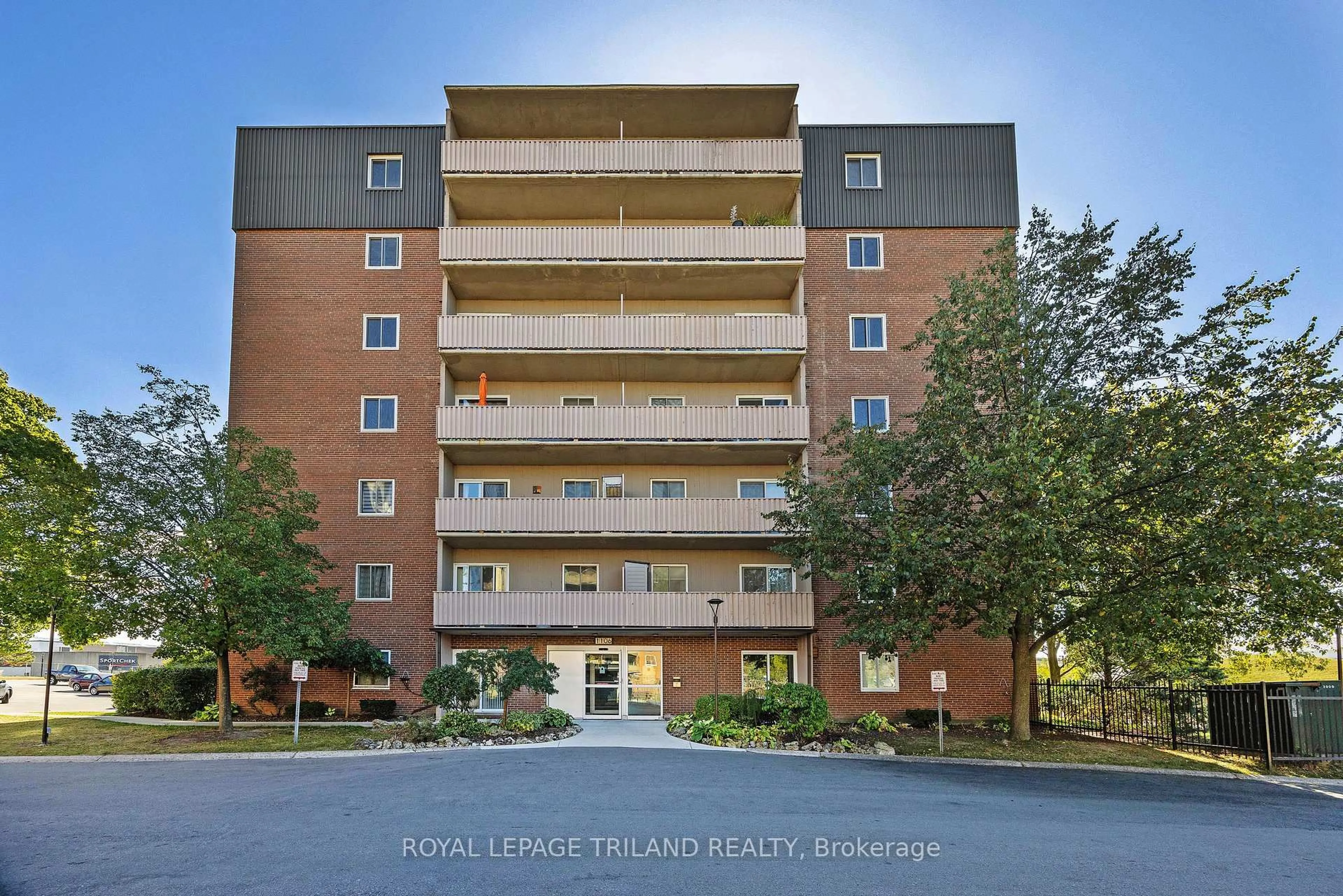 Unknown for 1106 Jalna Blvd #505, London South Ontario N6E 2R9