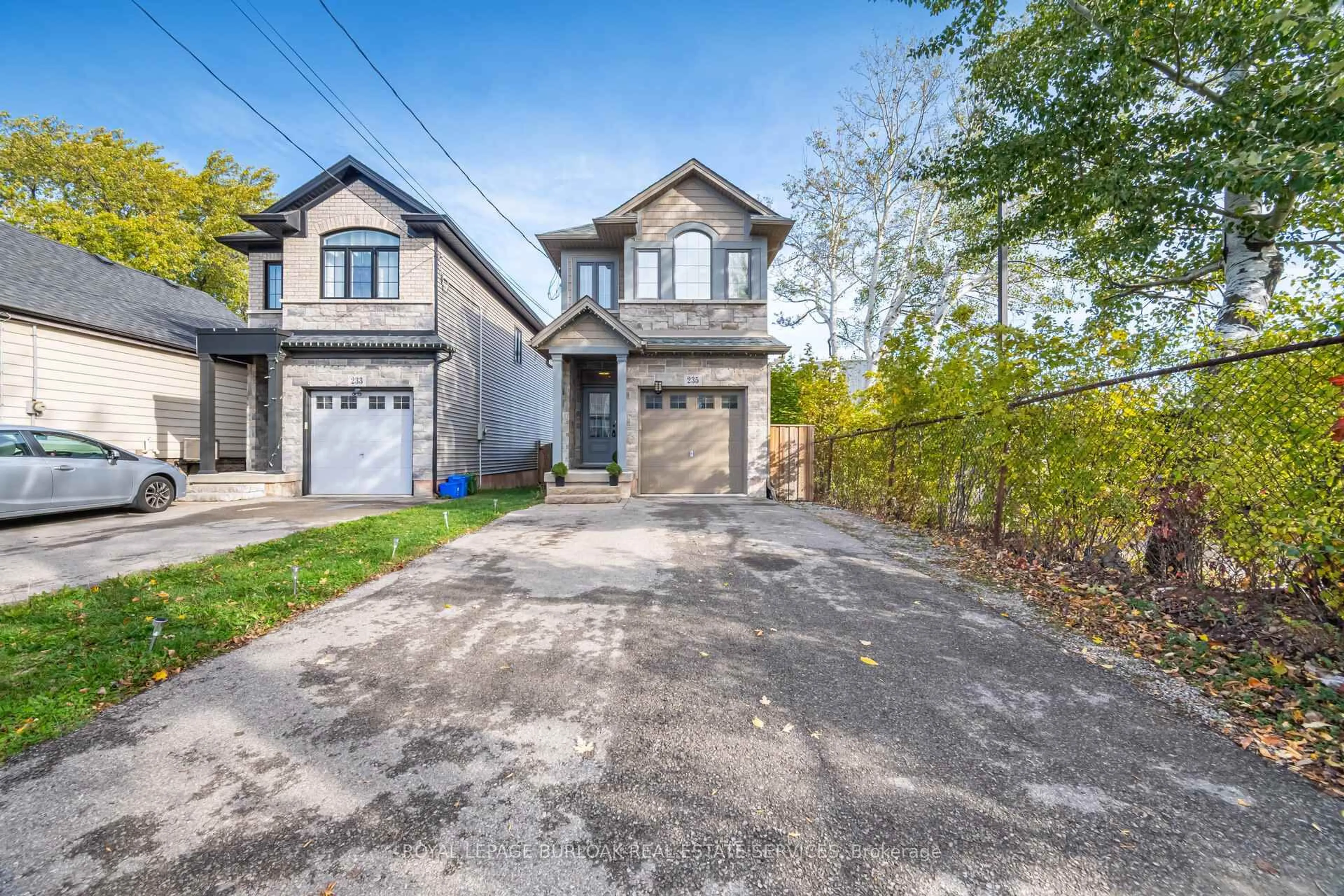 Unknown for 235 Mead Ave, Hamilton Ontario L8H 3V6