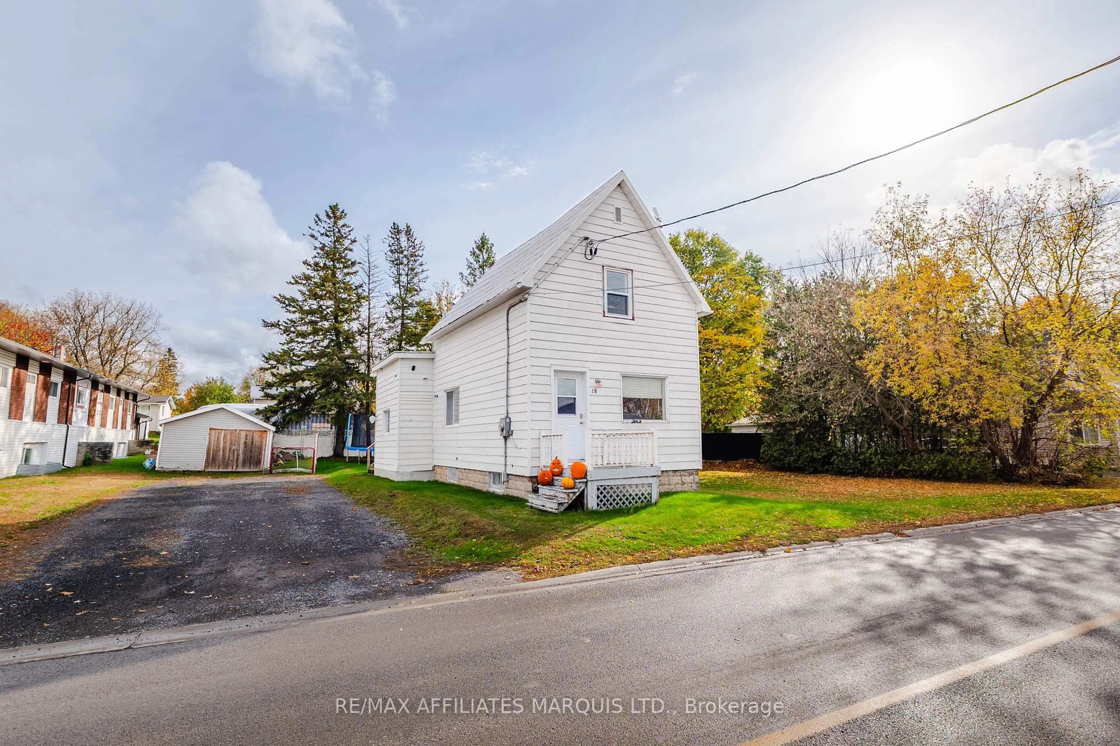 A pic from outside/outdoor area/front of a property/back of a property/a pic from drone, street for 18 Mechanic St, North Glengarry Ontario K0C 1T0