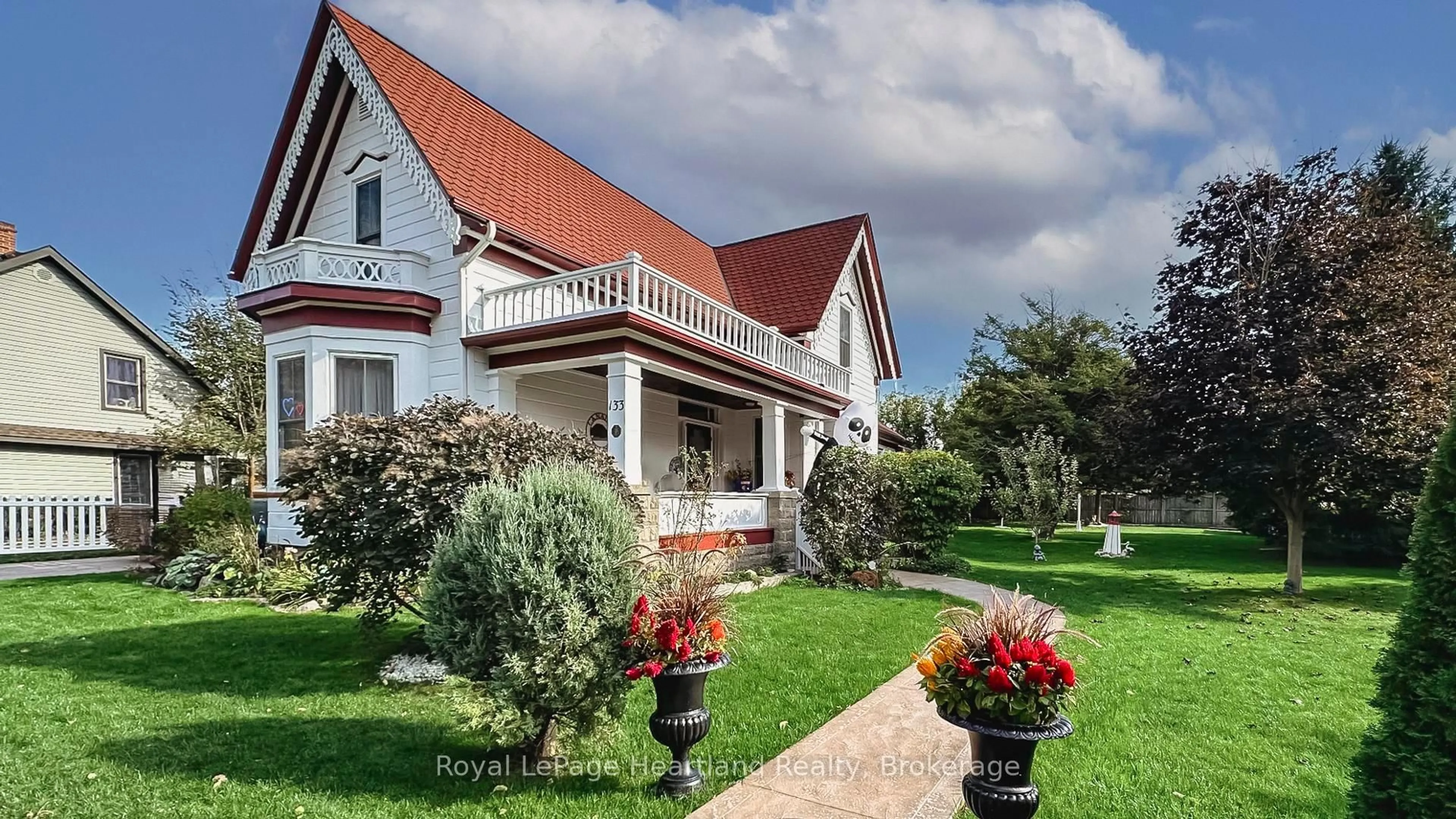 Patio, street for 133 ST GEORGES Cres, Goderich Ontario N7A 2M1