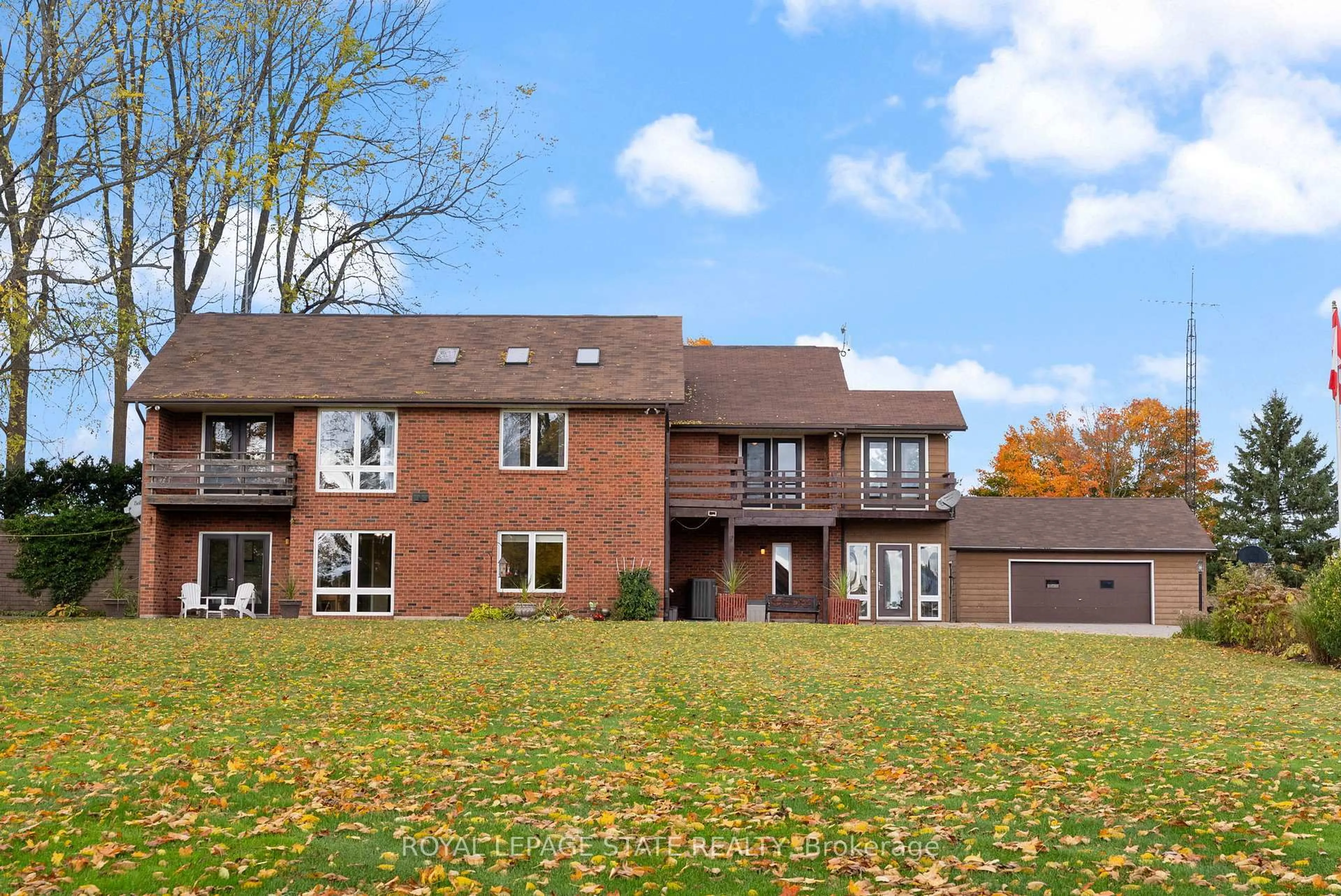 Home with brick exterior material, unknown for 2329 Powerline Rd, Hamilton Ontario L0R 1T0