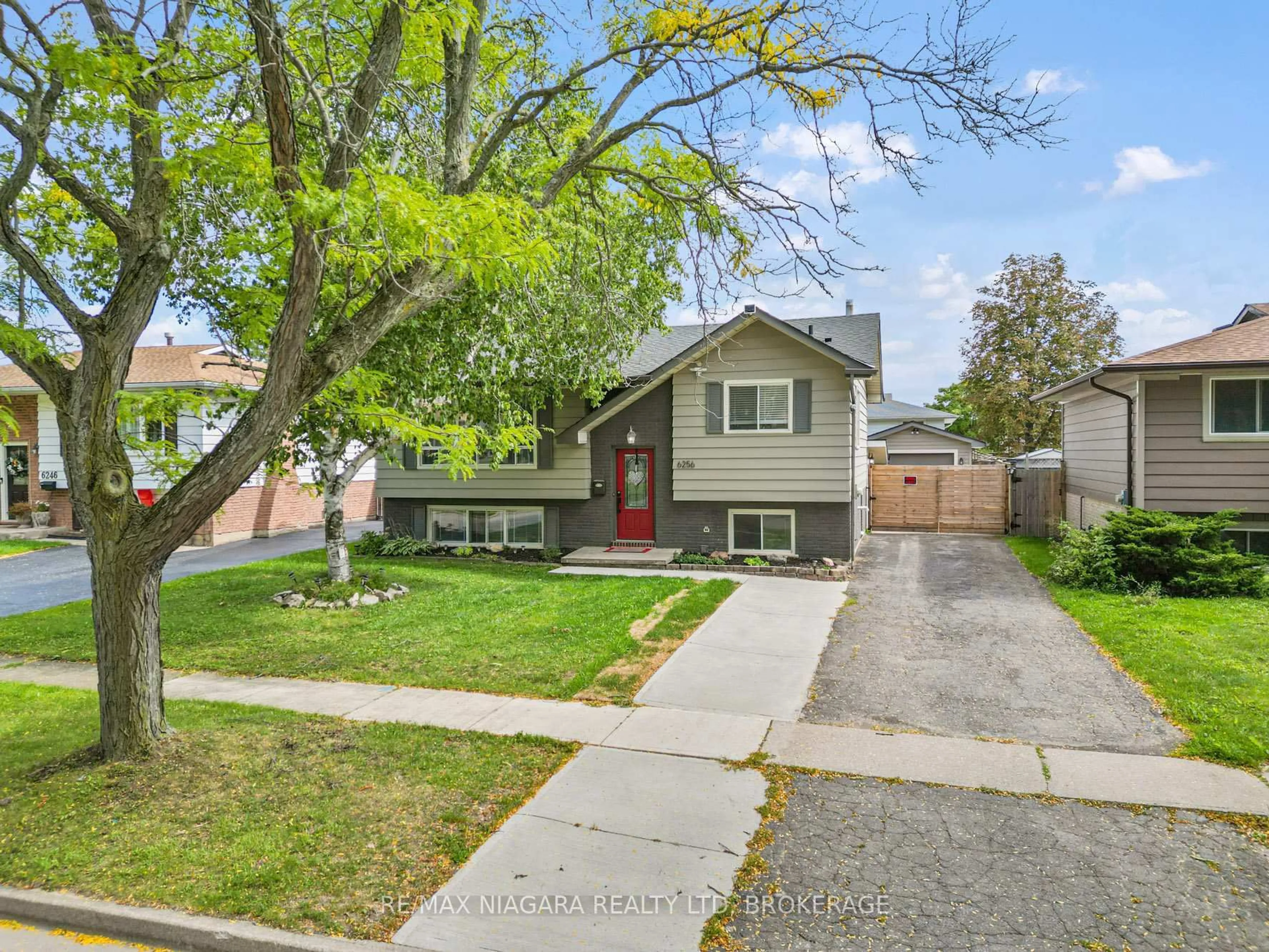 Unknown for 6256 Monterey Ave, Niagara Falls Ontario L2H 2A4