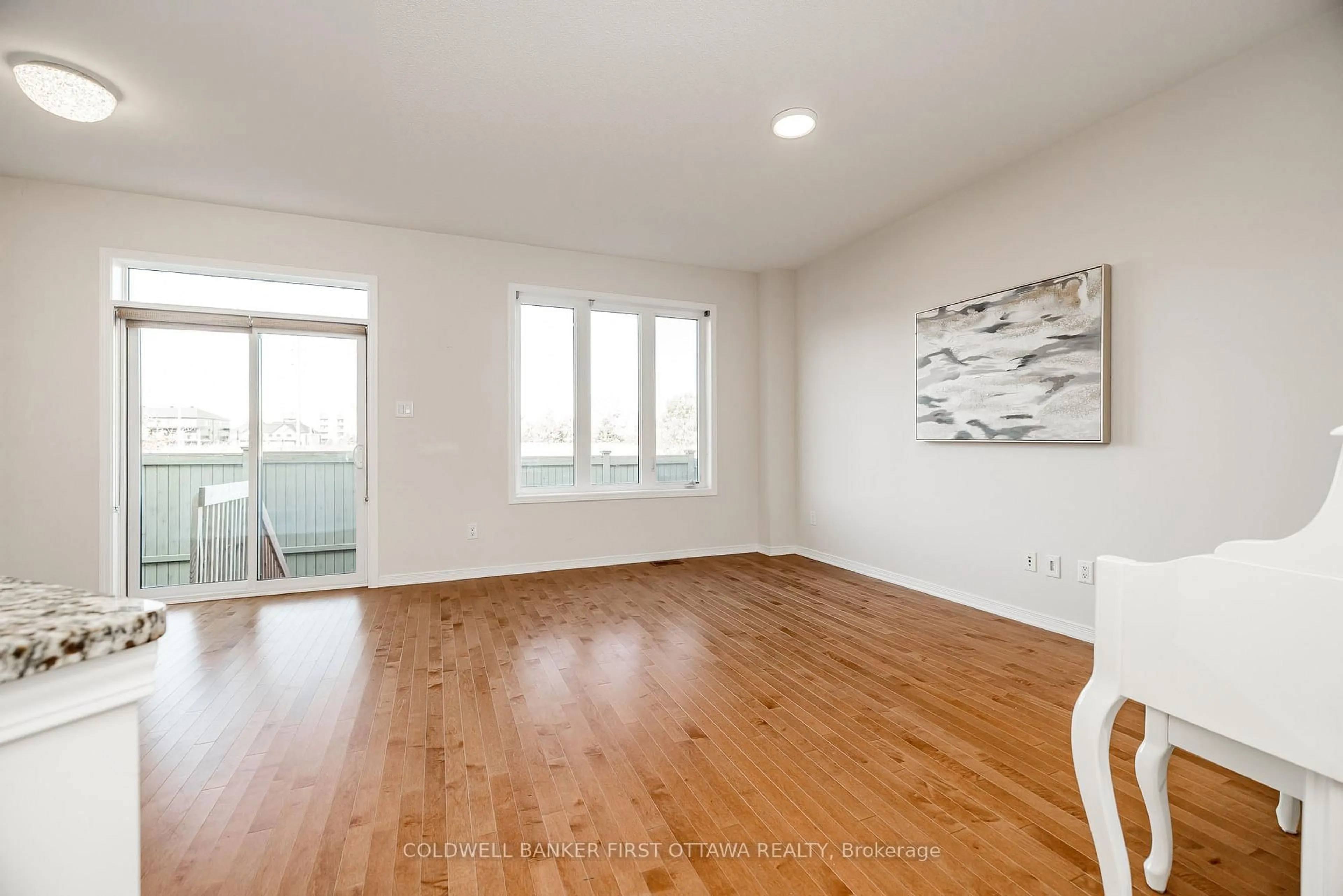 A pic of a room for 505 RADIANT Private, Ottawa Ontario K2M 0M9