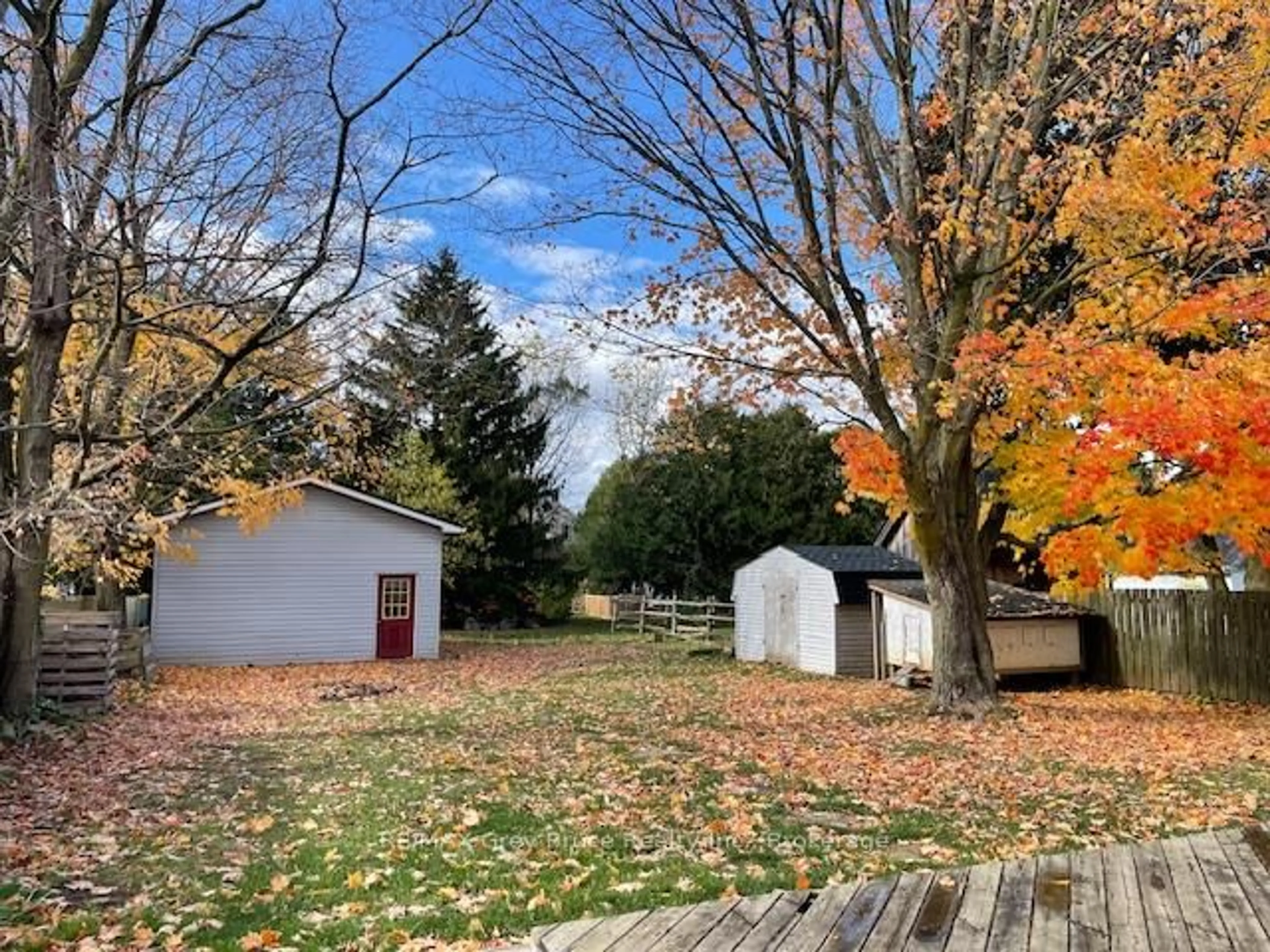Shed for 1582 9TH Ave, Owen Sound Ontario N4K 3G3