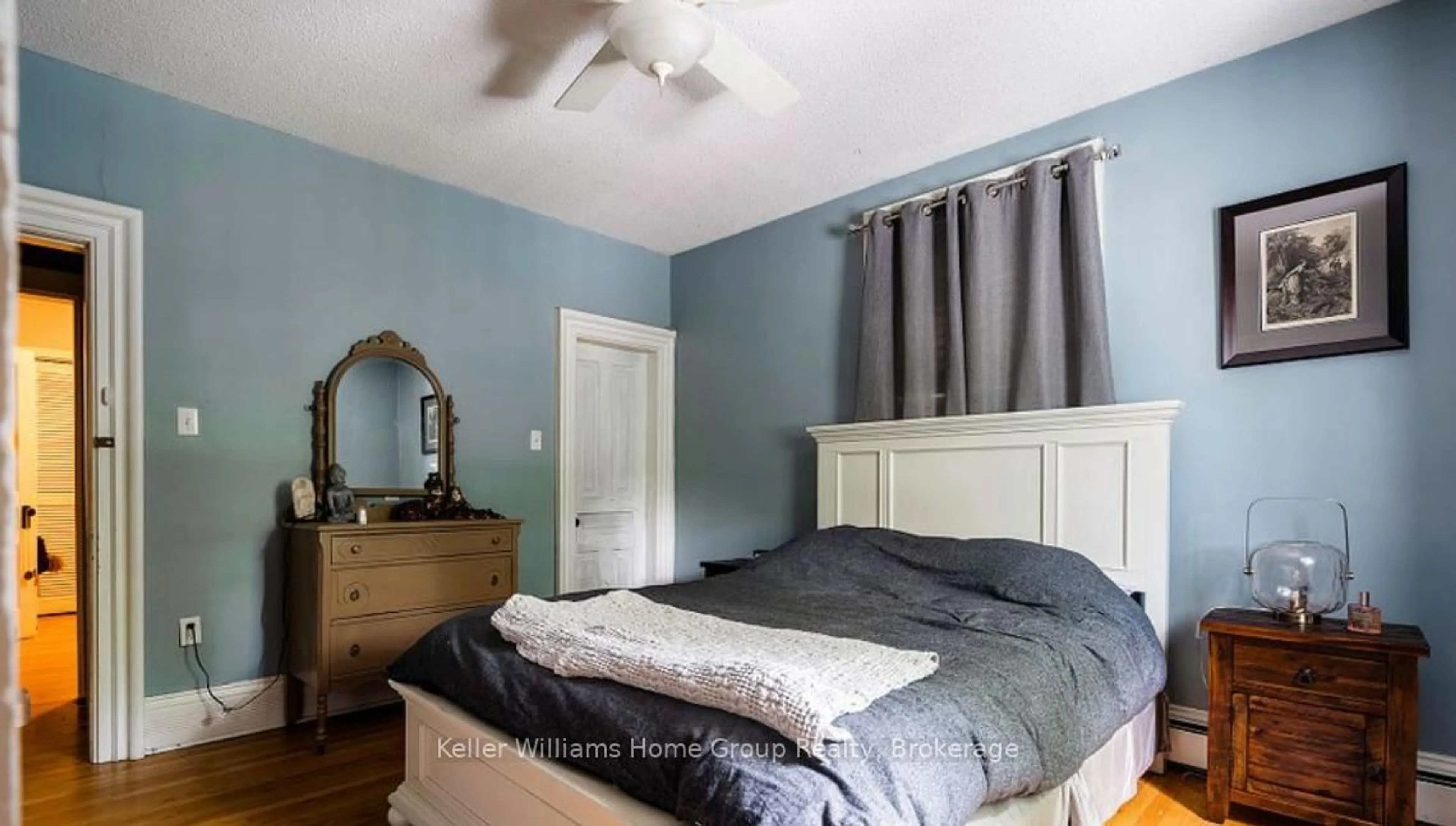 Bedroom with bed, unknown for 250 Andrew St, Shelburne Ontario L9V 2Y7