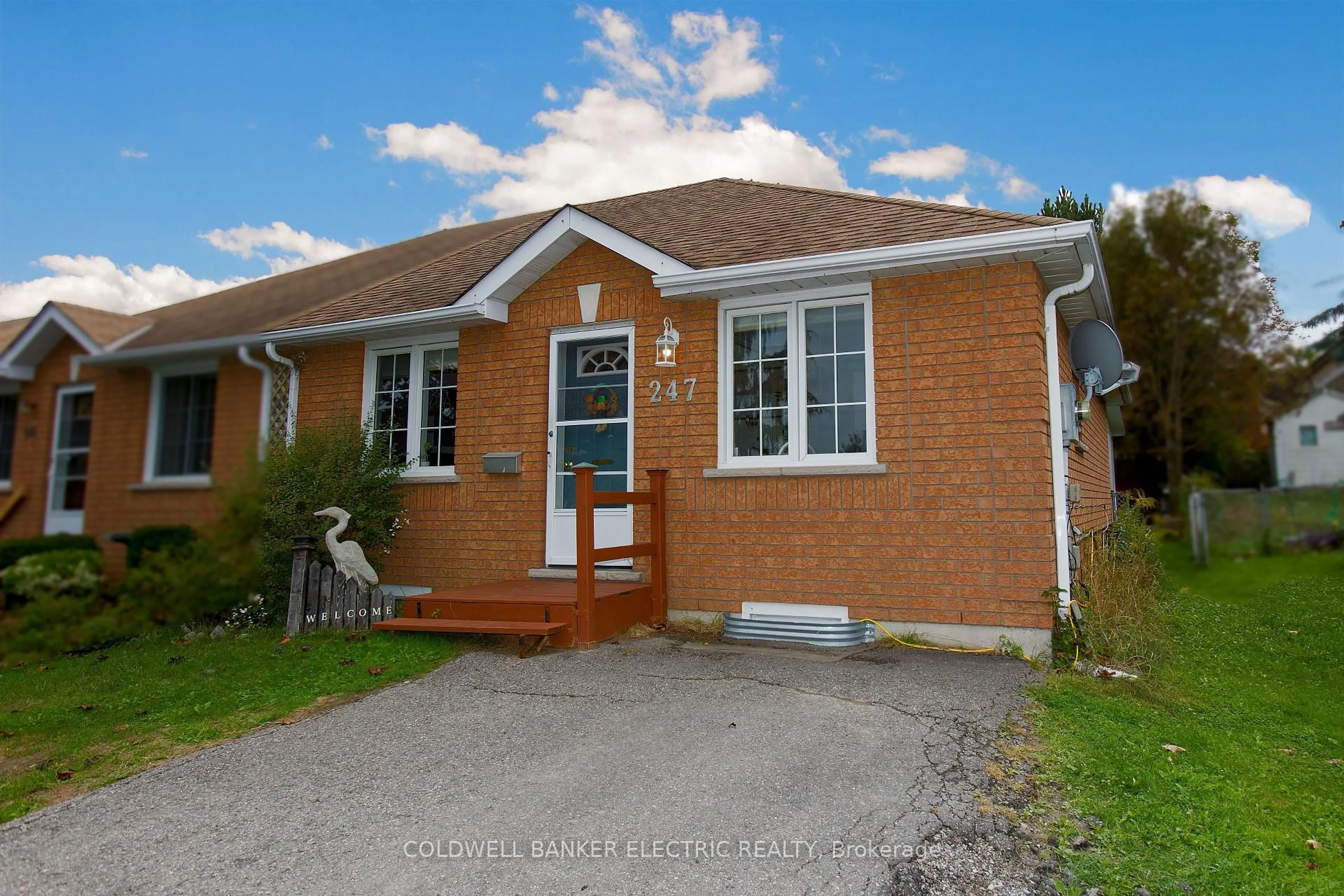Unknown for 247 Towerhill Rd, Peterborough Ontario K9H 7N1