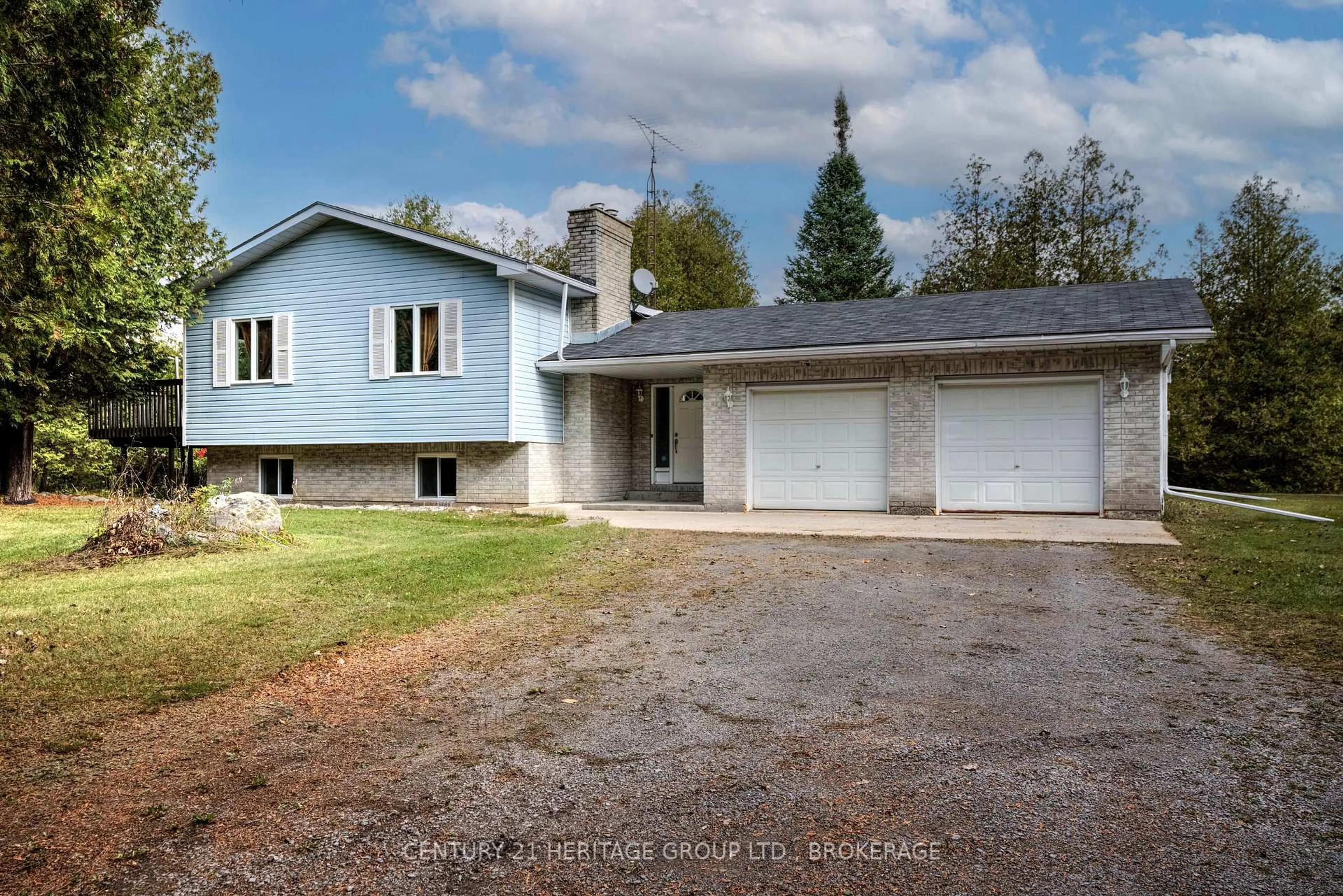 A pic from outside/outdoor area/front of a property/back of a property/a pic from drone, street for 1467 Slab St, Stirling Ontario K0K 3E0