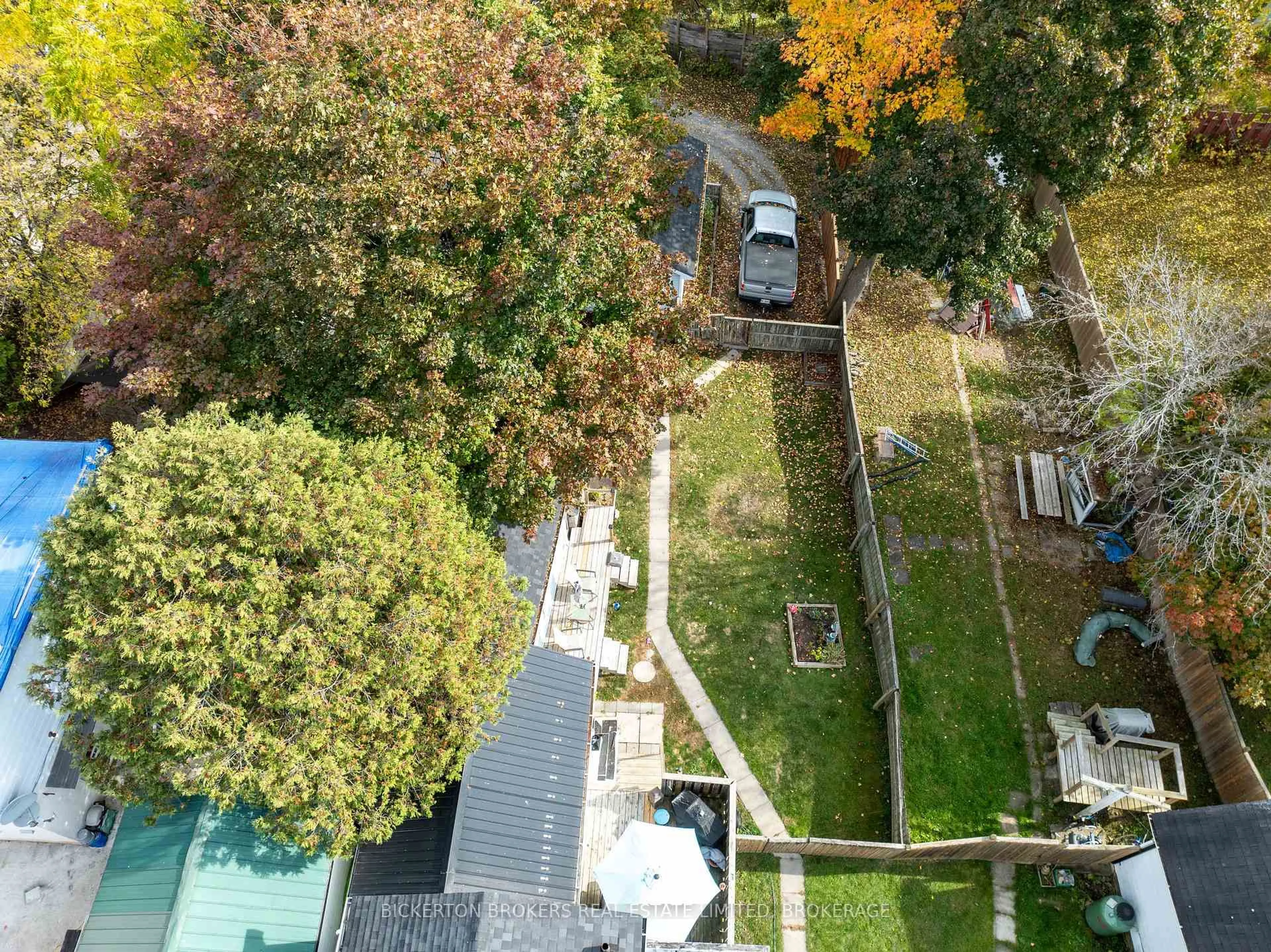 A pic from outside/outdoor area/front of a property/back of a property/a pic from drone, city buildings view from balcony for 65 Hickory St, Gananoque Ontario K7G 2P6