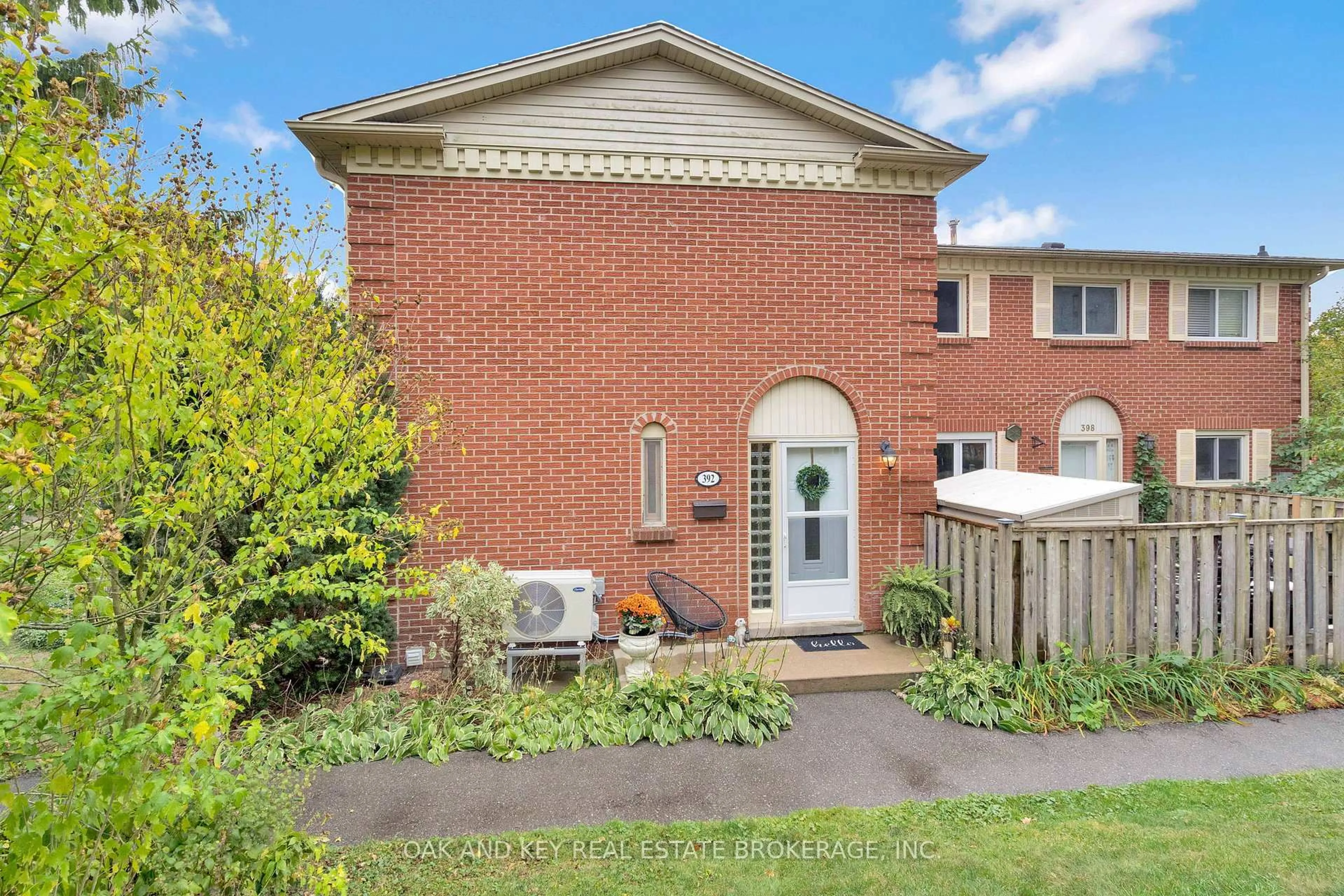 Home with brick exterior material, street for 392 Homestead Crt #32, London North Ontario N6G 2E9