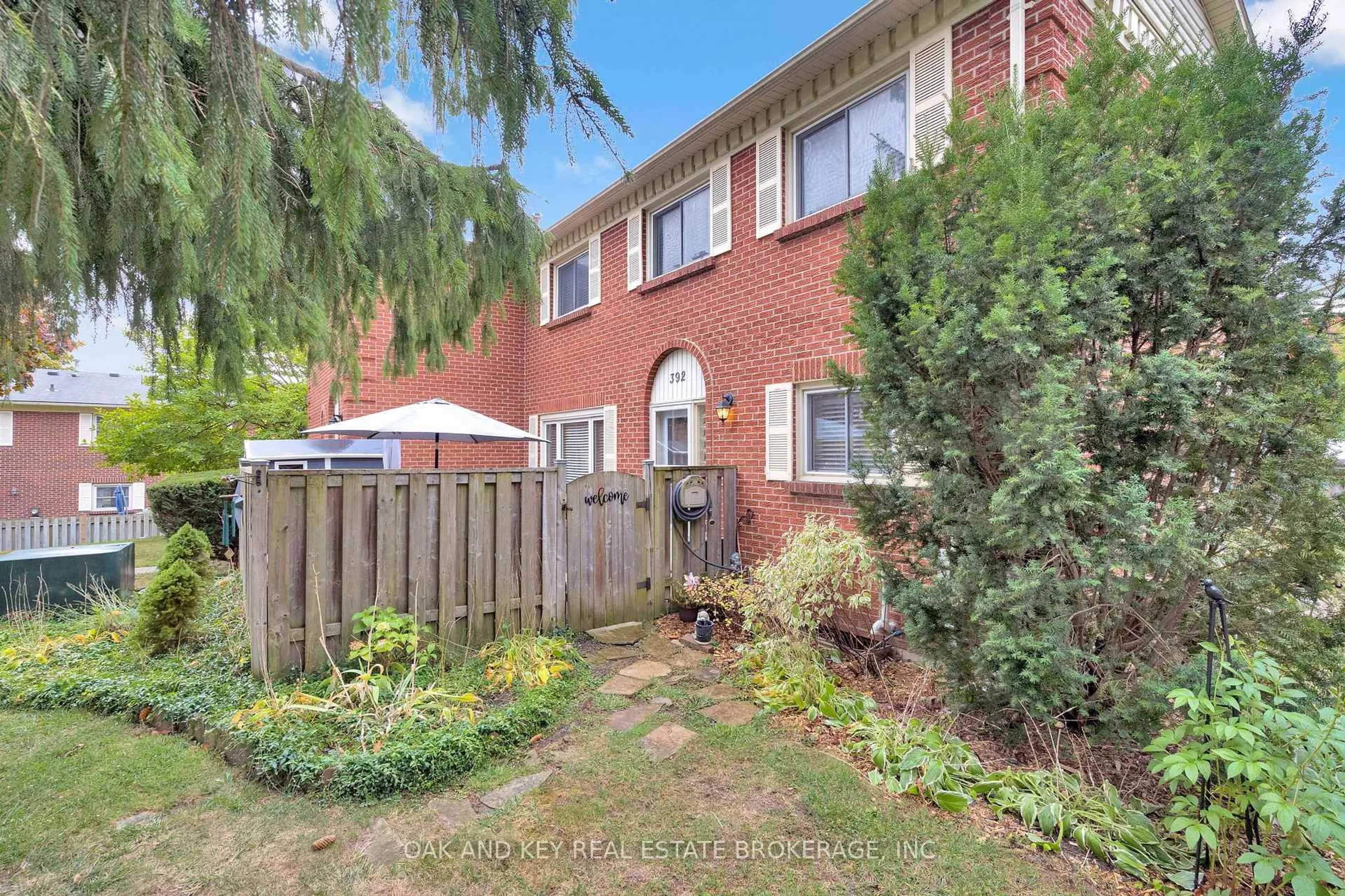Home with brick exterior material, street for 392 Homestead Crt #32, London North Ontario N6G 2E9