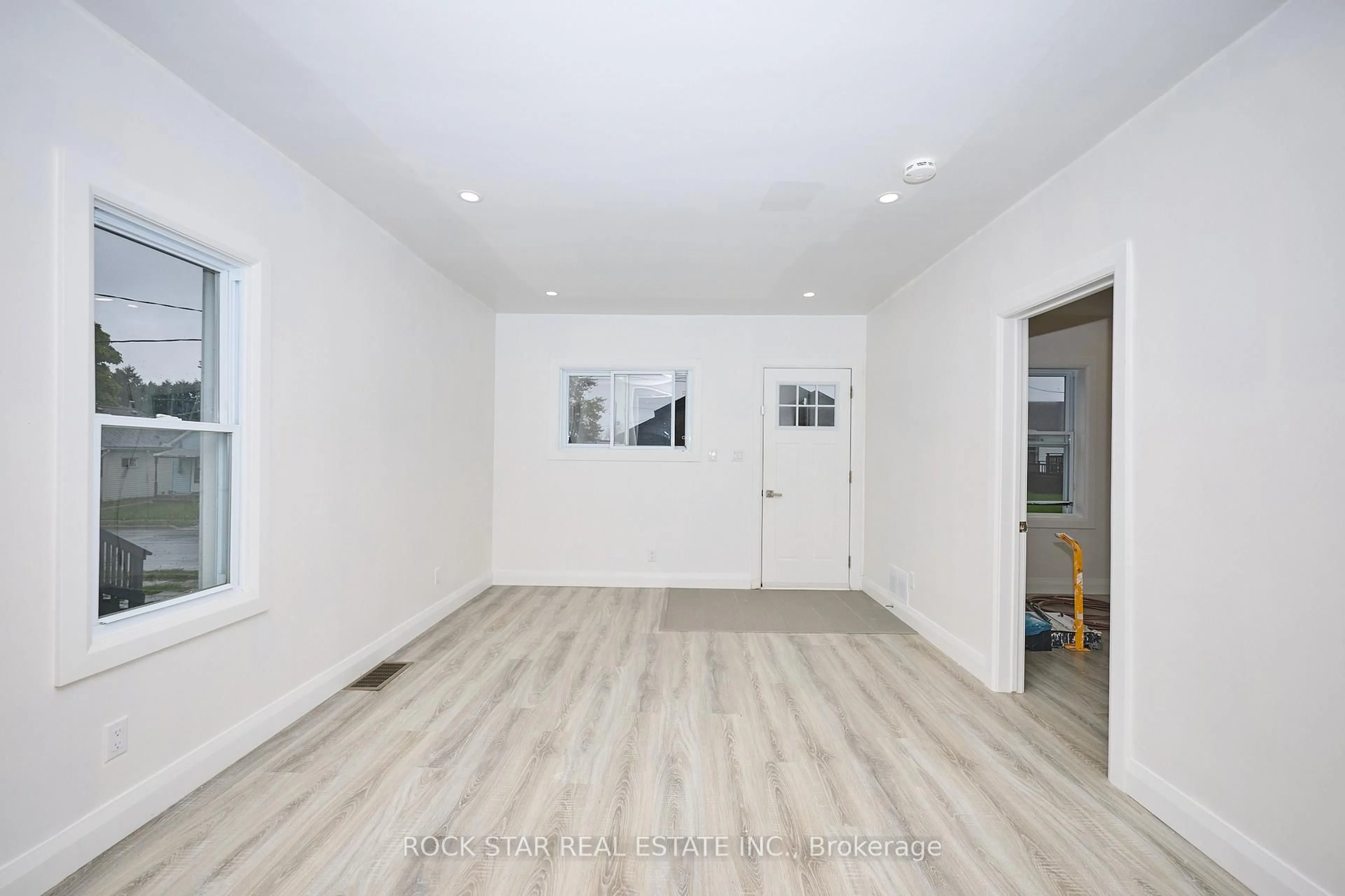 A pic of a room for 65 Almond St, Welland Ontario L3B 3P6