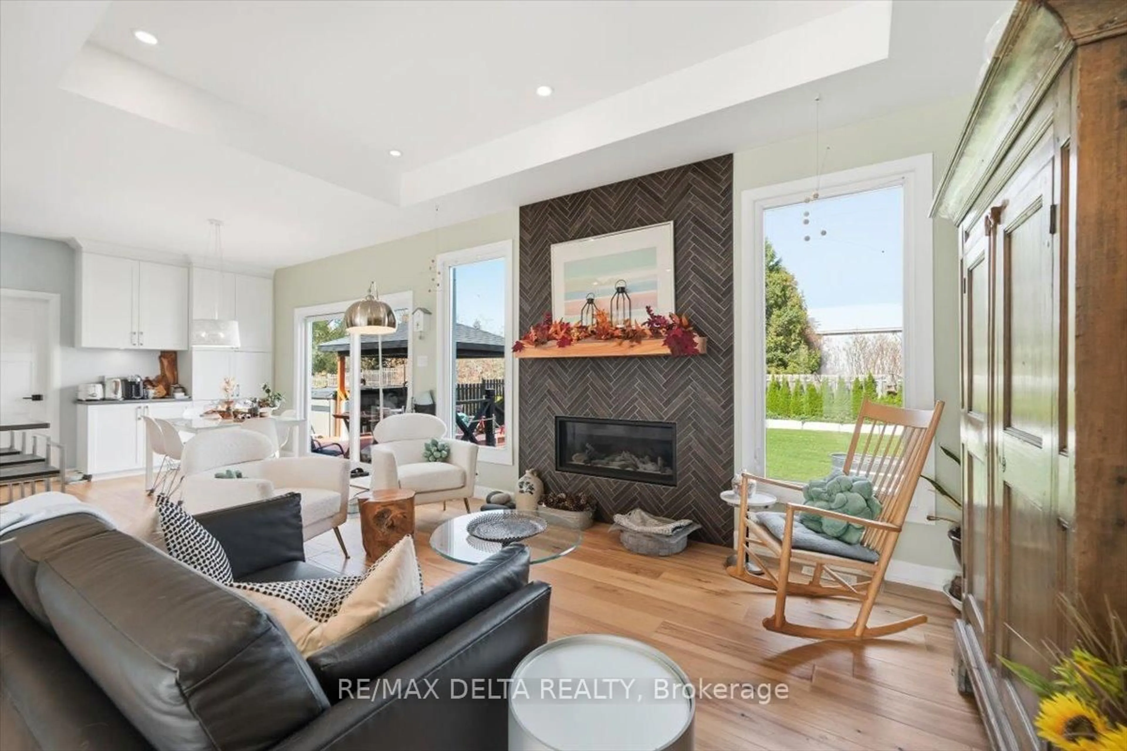 Living room with furniture, ceramic/tile floor for 117 Danika St, Clarence-Rockland Ontario K0A 2A0