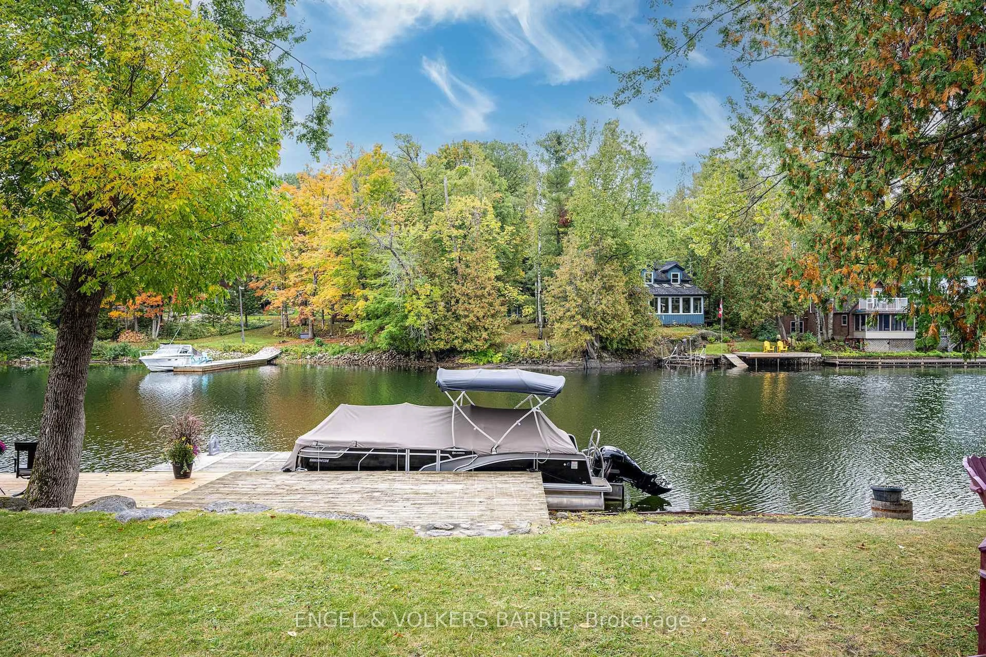 Patio, water/lake/river/ocean view for 1123 Severn River Rd, Gravenhurst Ontario P0E 1N0