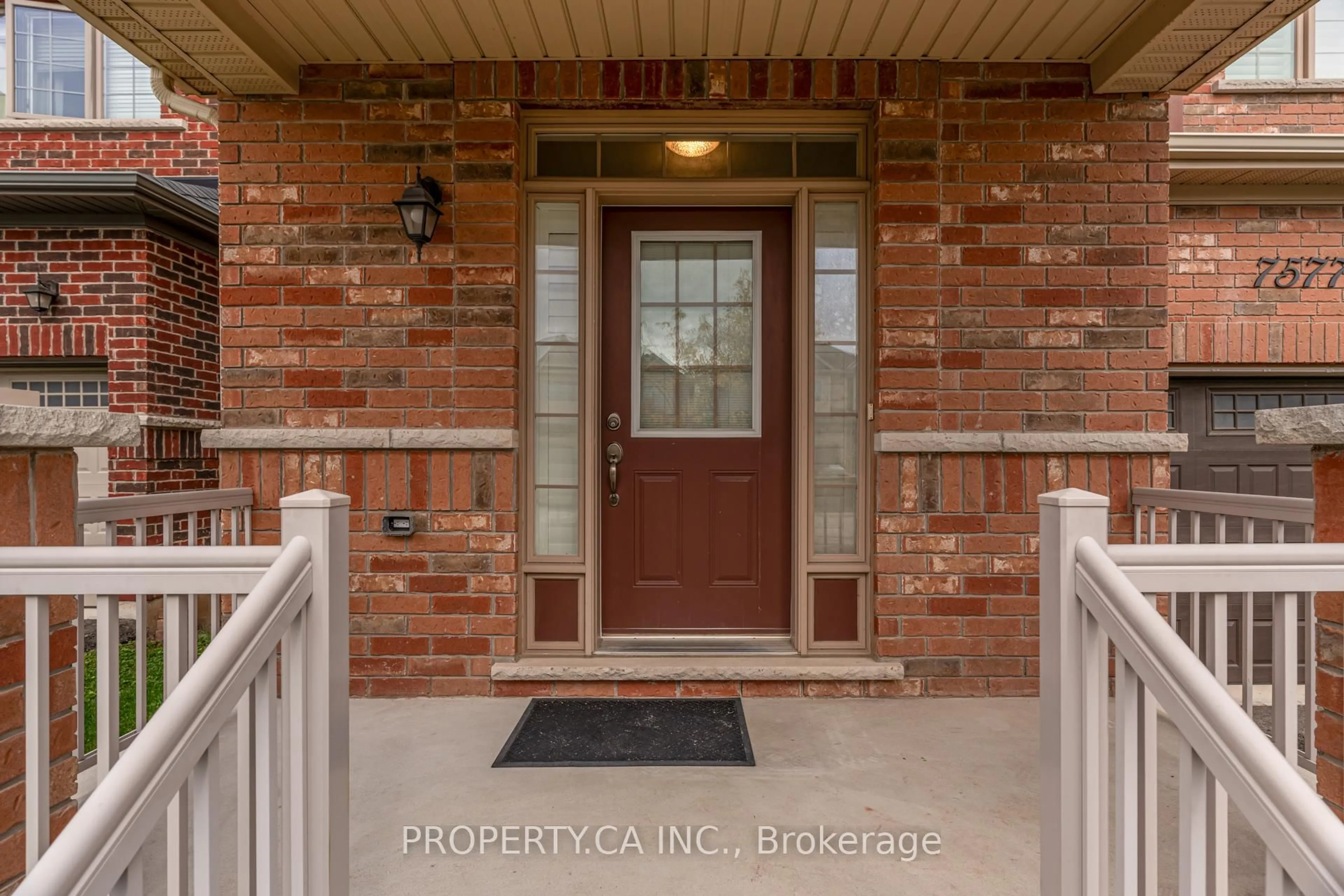 Home with brick exterior material, street for 7577 Marpin Crt, Niagara Falls Ontario L2H 0P3