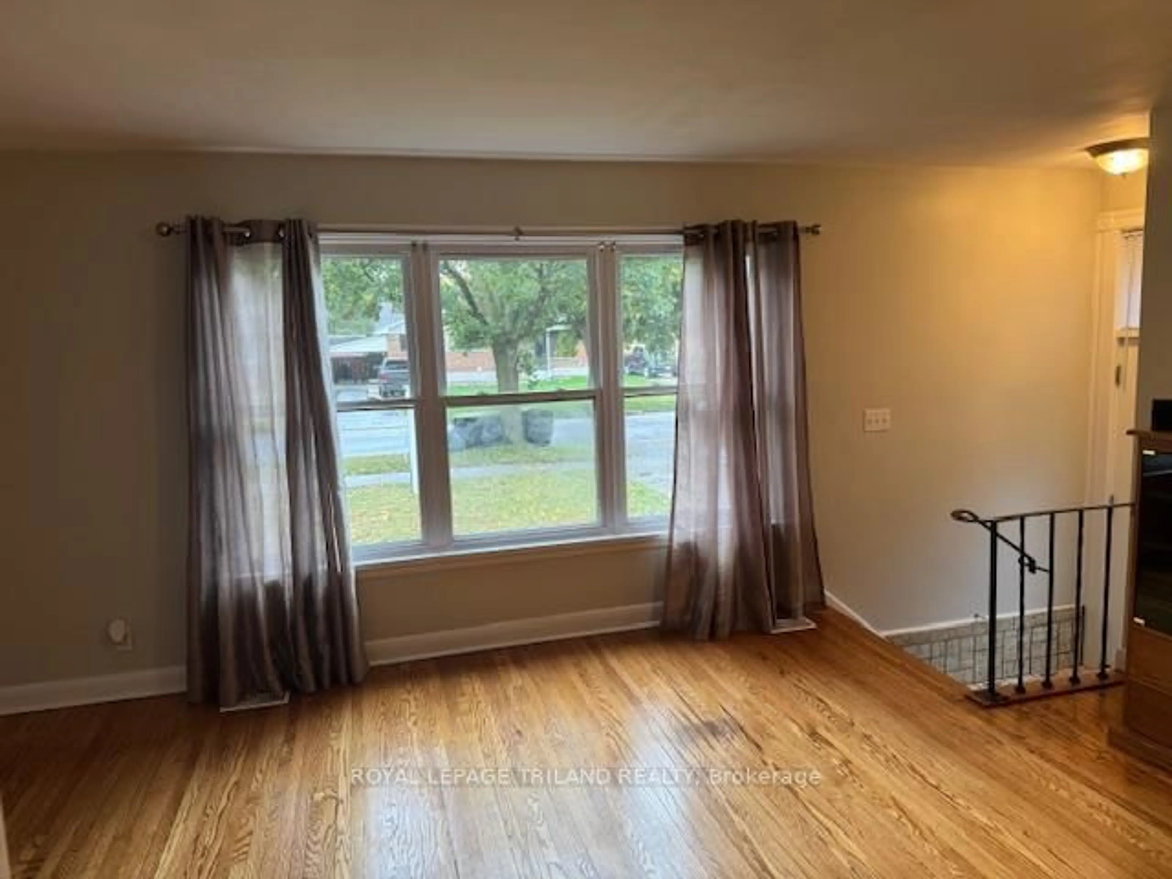 A pic of a room for 1938 Royal Cres, London East Ontario N5V 1N7