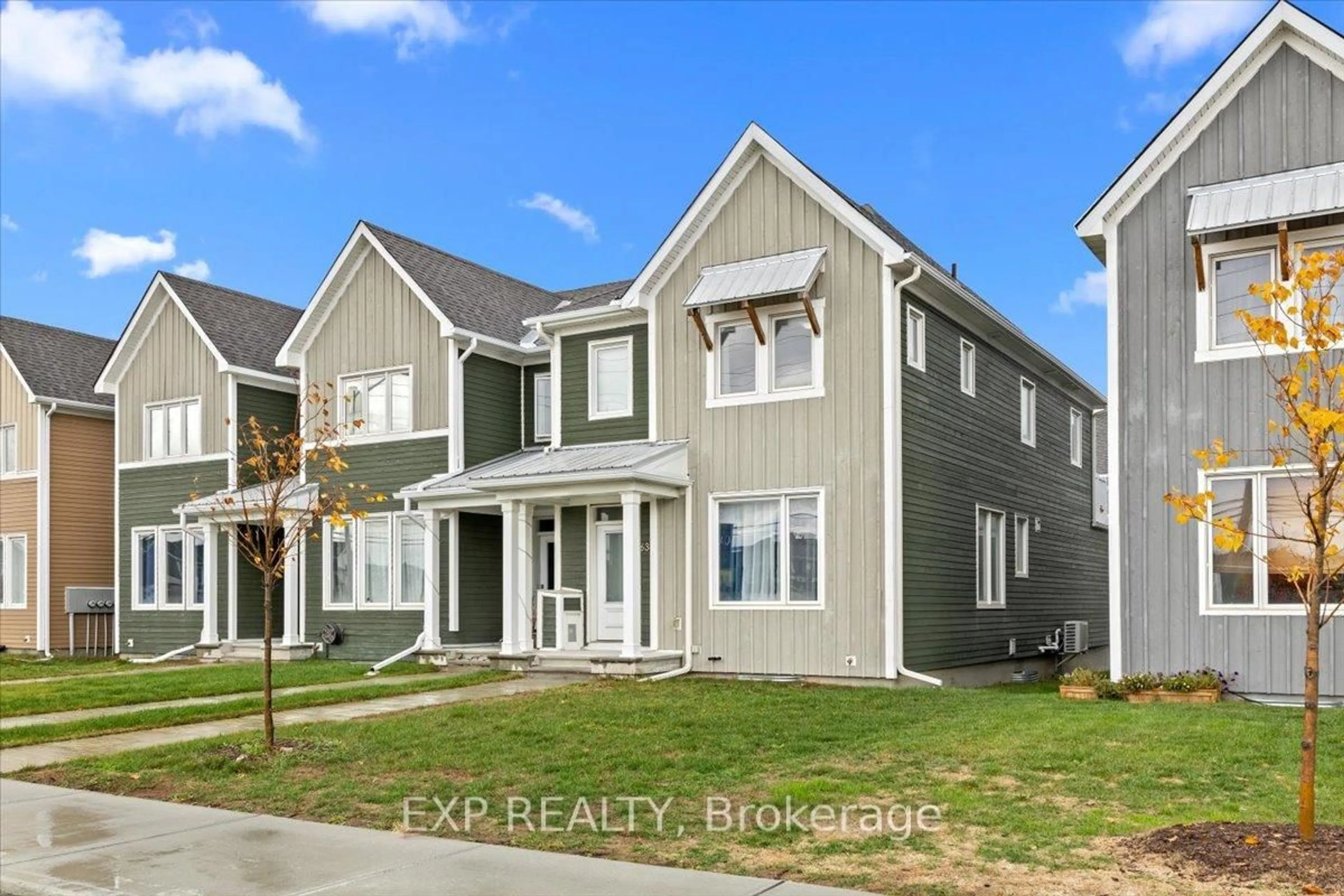 Home with vinyl exterior material, street for 6347 PERTH St, Richmond Ontario K0A 2Z0
