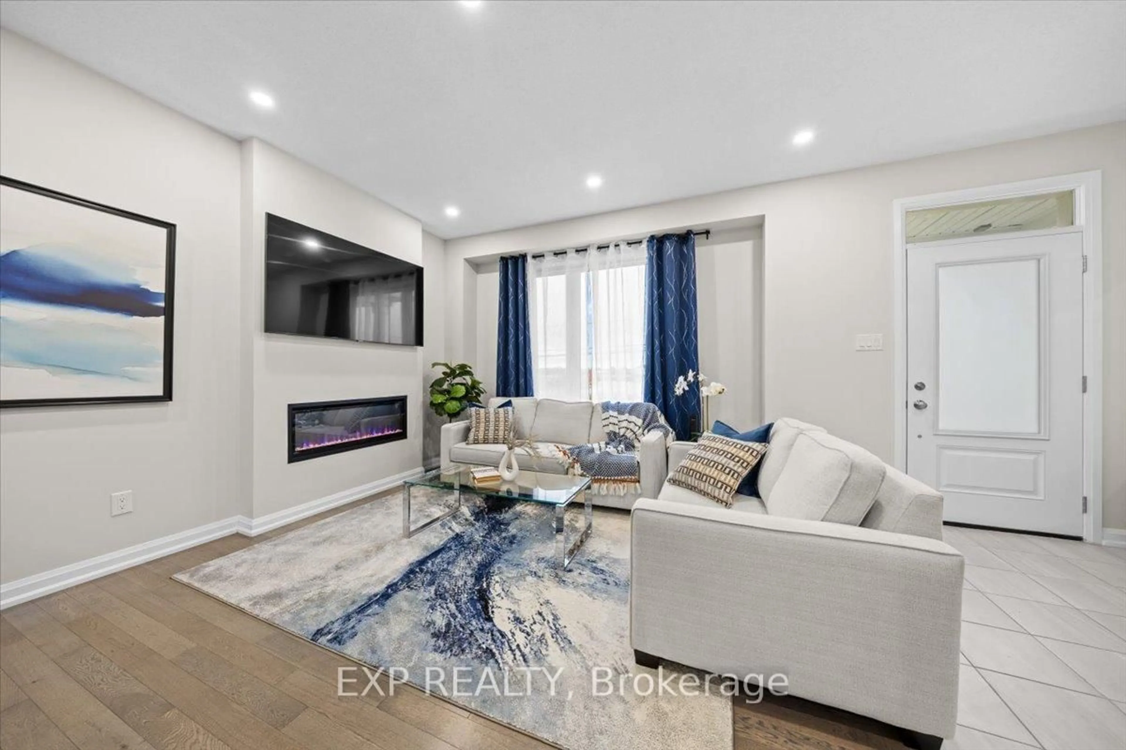 Living room with furniture, unknown for 6347 PERTH St, Richmond Ontario K0A 2Z0