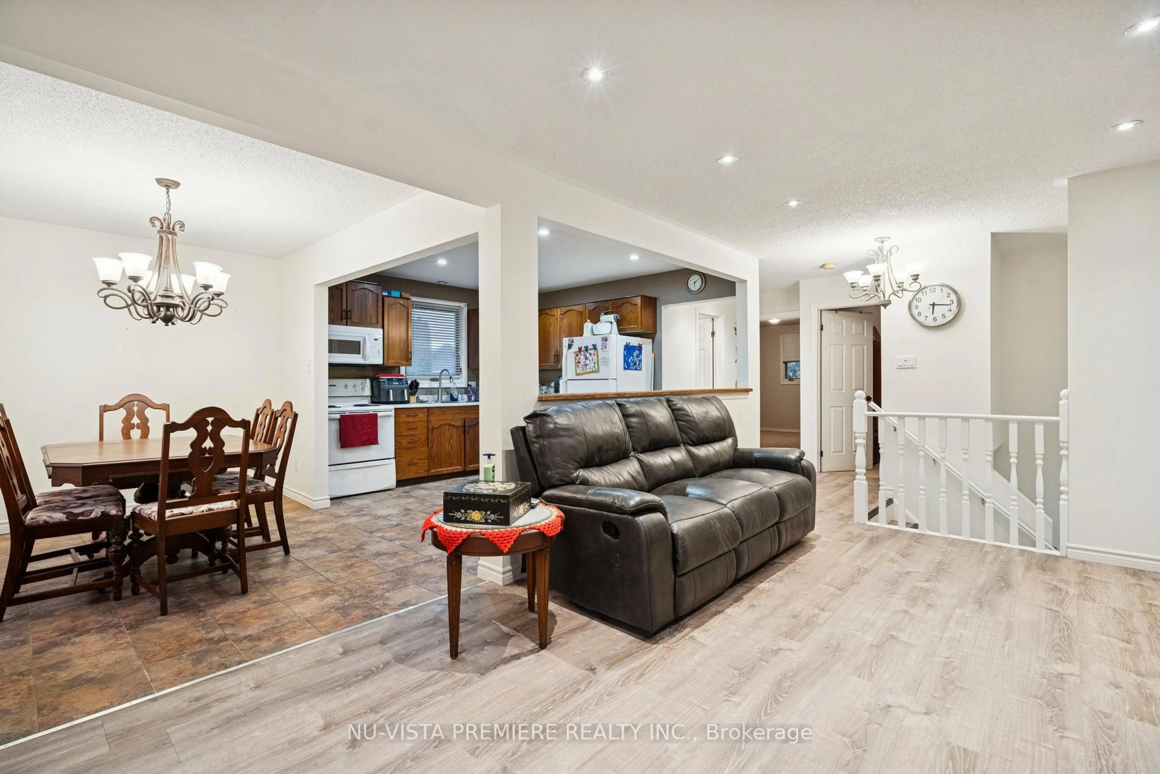 Unknown for 1 Osijek Cres, Brantford Ontario N3P 1Z3