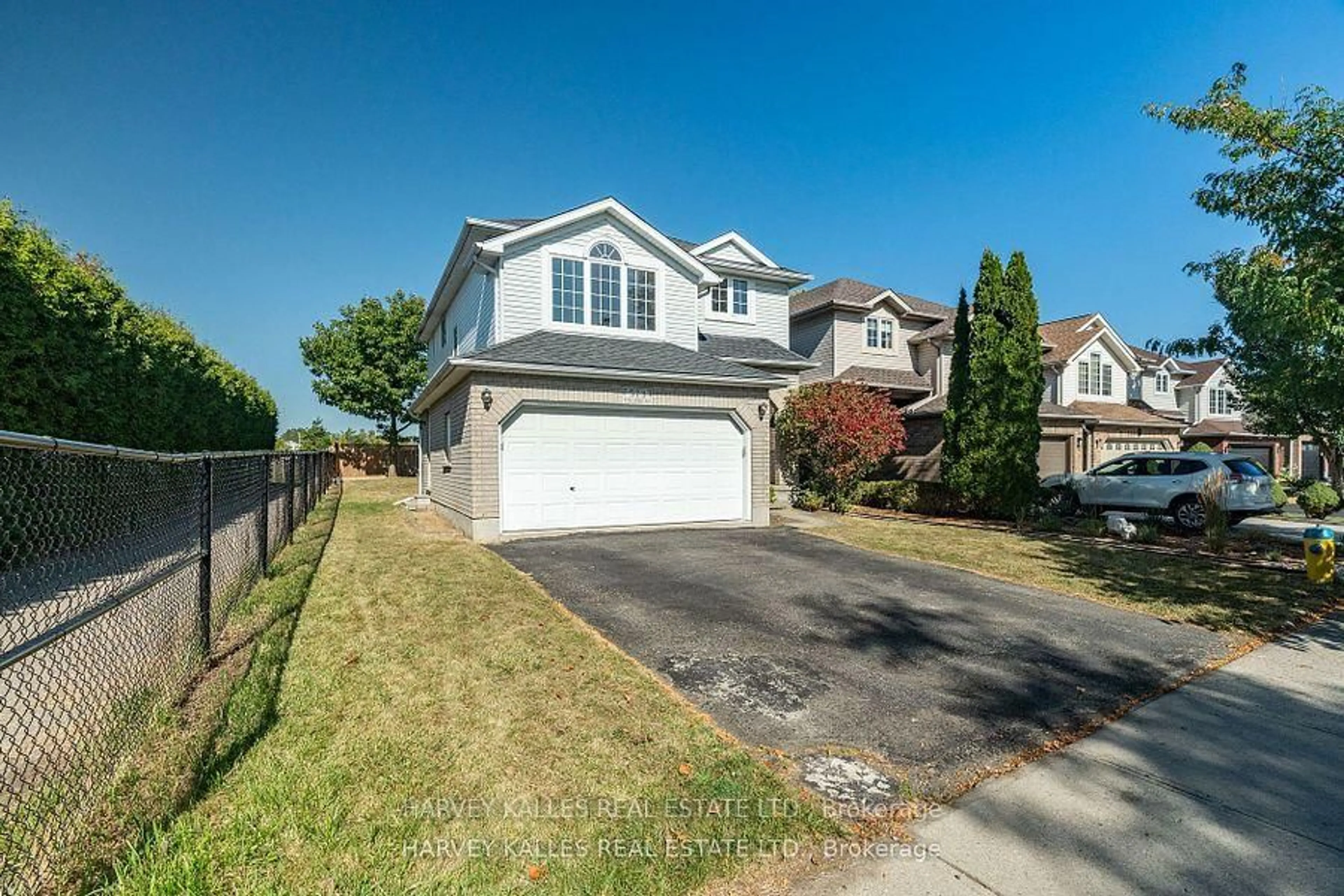Home with vinyl exterior material, street for 573 Windjammer Way, Waterloo Ontario N2K 3Z5