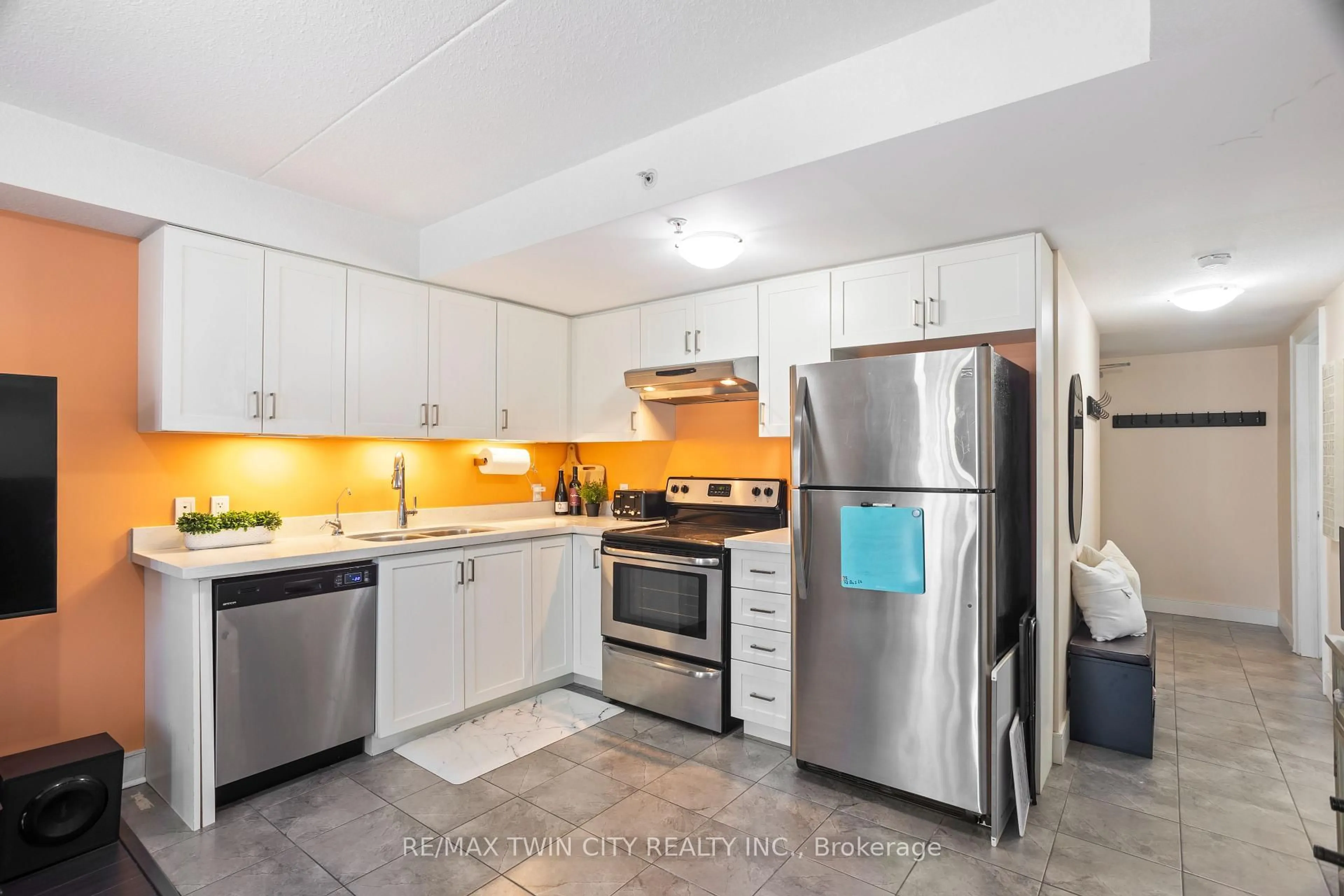 Standard kitchen, unknown for 64 Frederick Dr #204, Guelph Ontario N1L 0P3