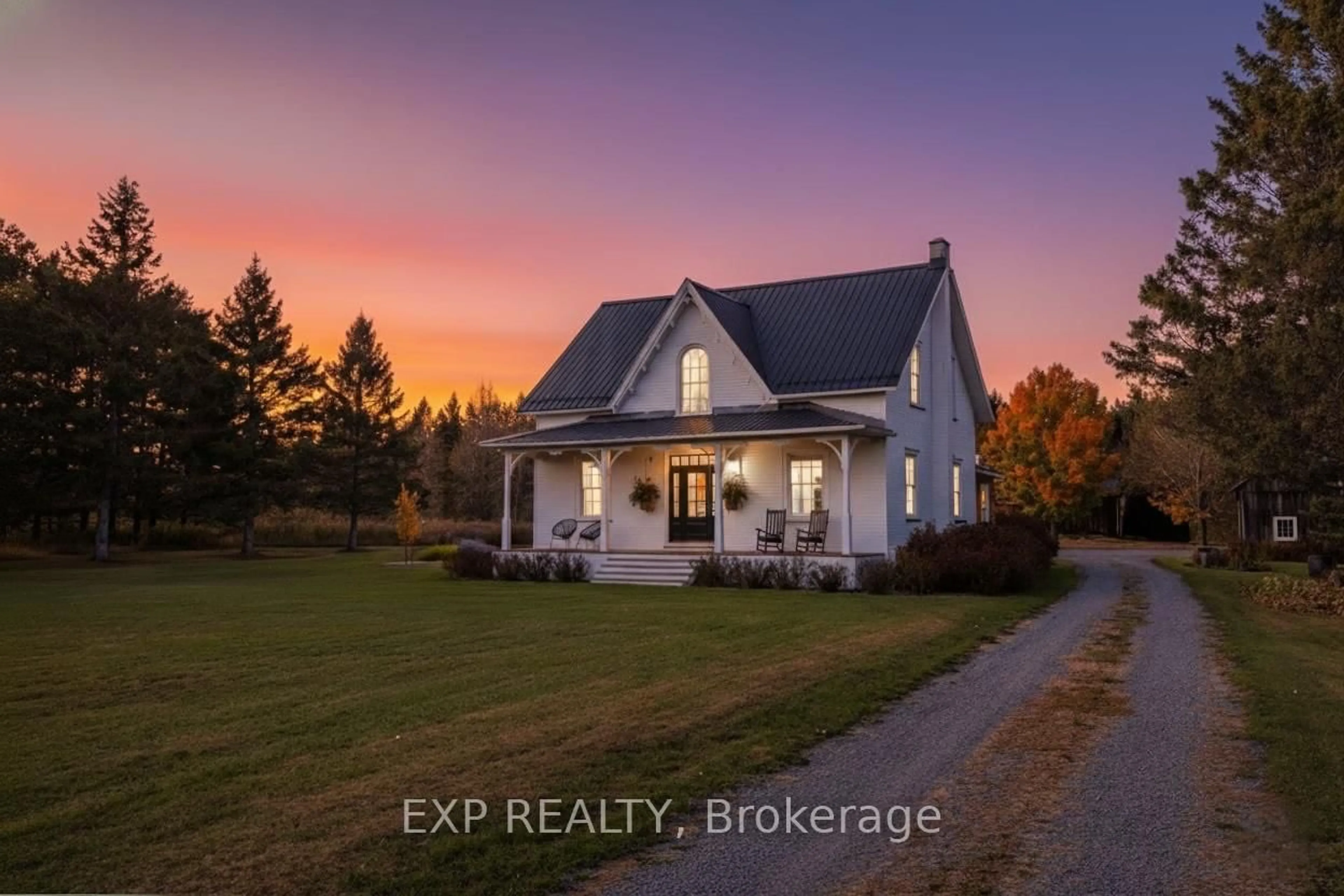 A pic from outside/outdoor area/front of a property/back of a property/a pic from drone, building for 2375 County 10 Rd, Hawkesbury Ontario K0B 1P0