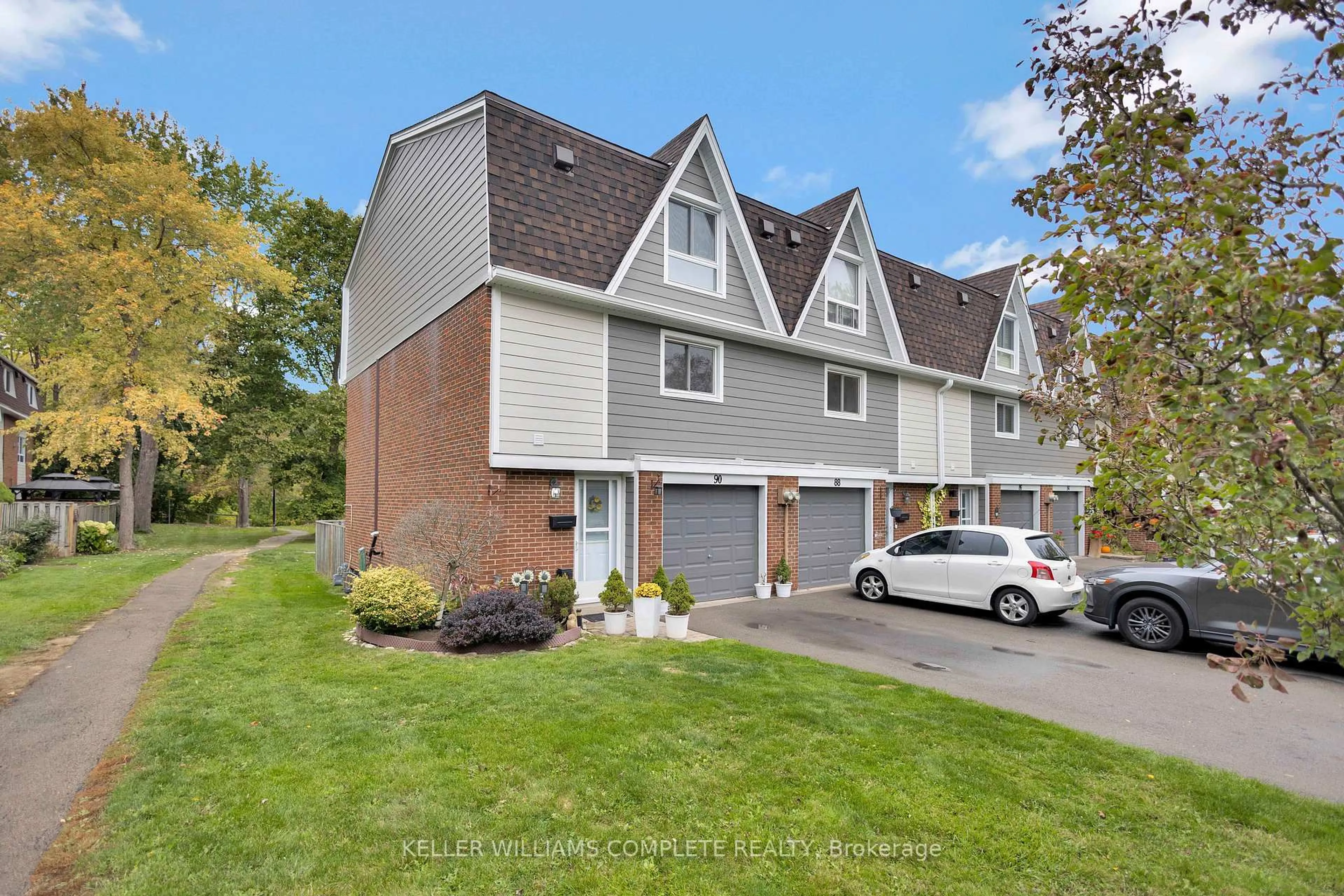 Unknown for 90 ANN St, Hamilton Ontario L9H 5P1