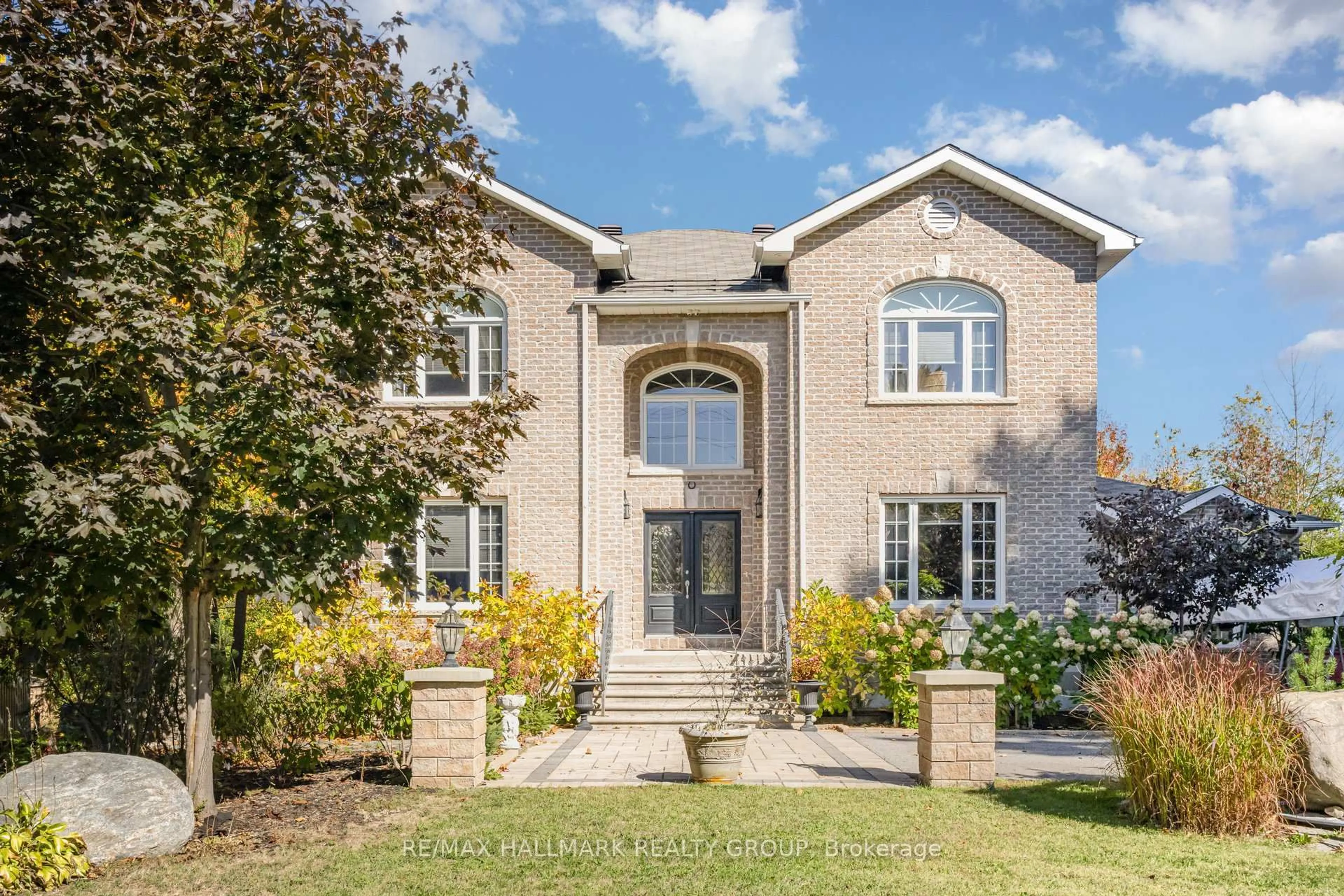 Home with brick exterior material, street for 4633 Albion Rd, Ottawa Ontario K1X 1A4