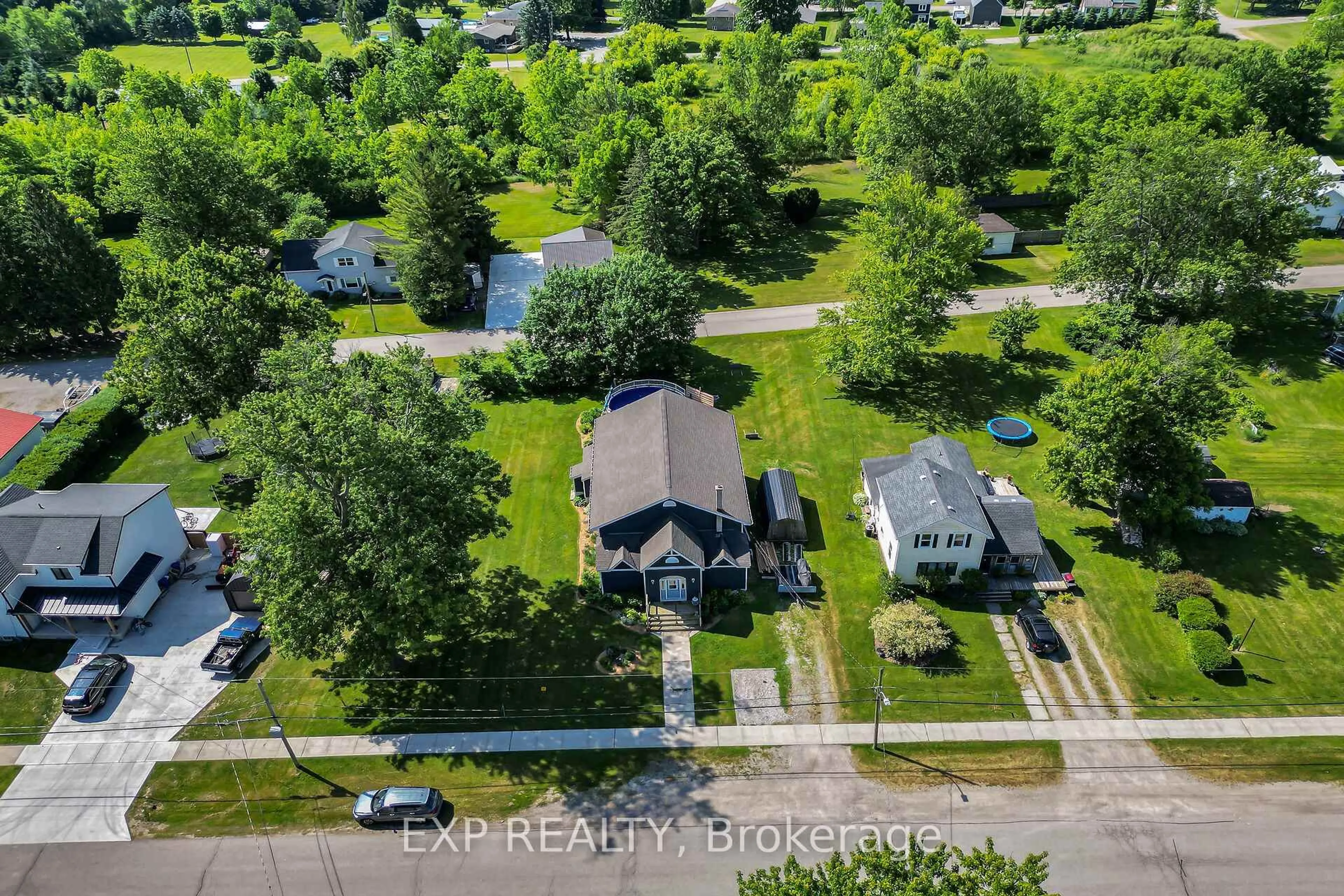 A pic from outside/outdoor area/front of a property/back of a property/a pic from drone, street for 51181 Broadway St, Malahide Ontario N0L 2J0