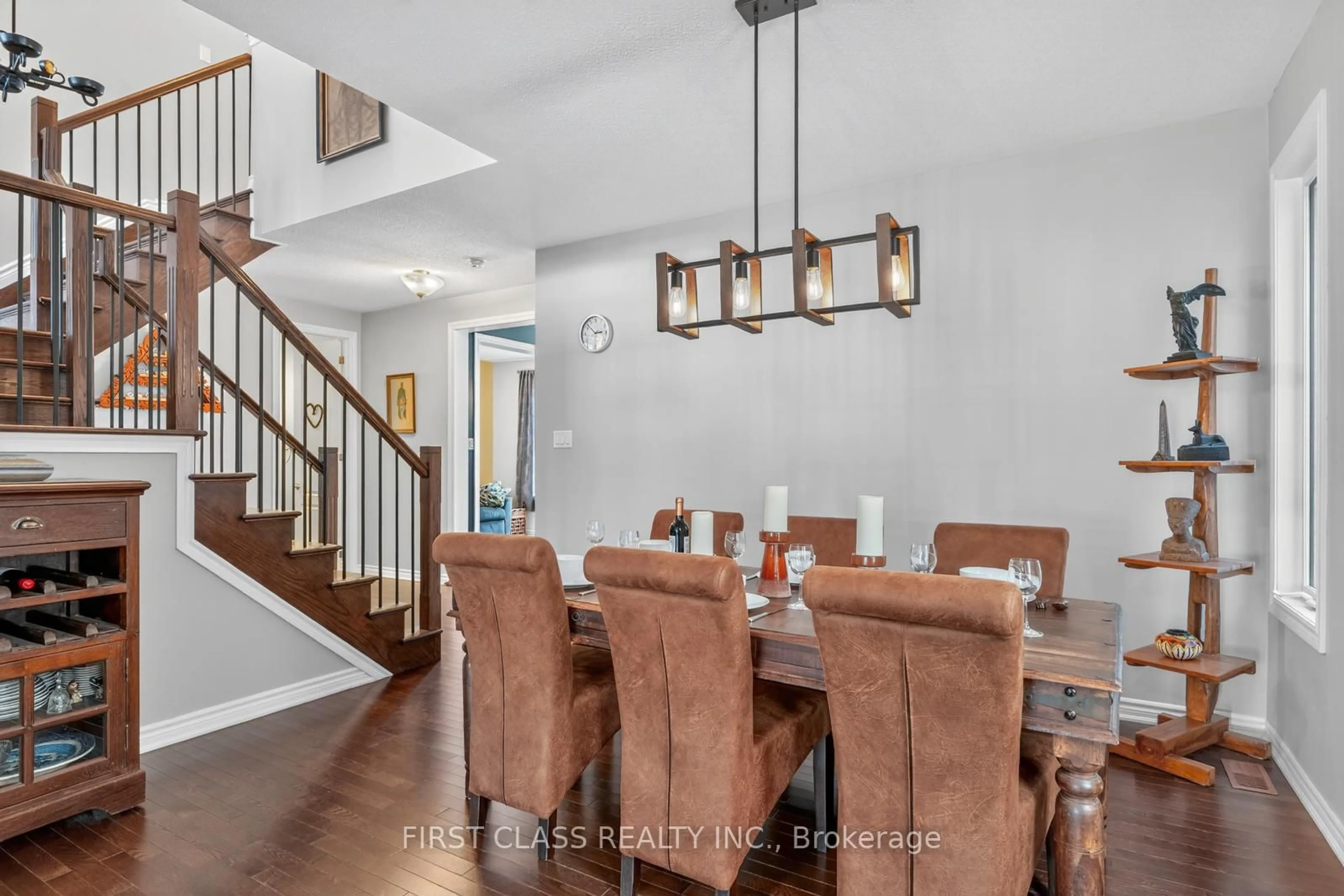 Dining room, unknown for 308 Autumnfield St, Ottawa Ontario K2M 0J4