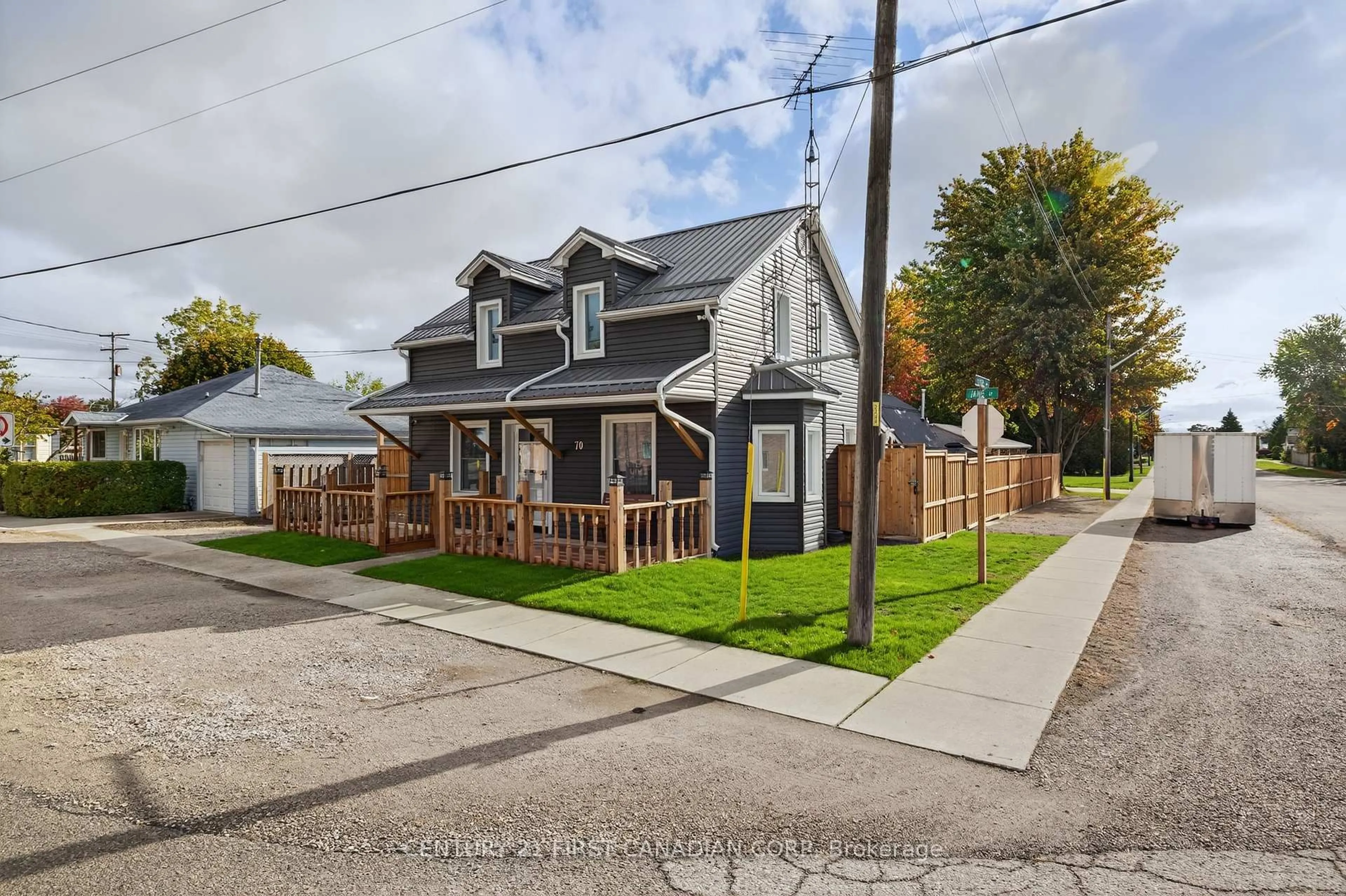Unknown for 70 Jane St, Chatham-Kent Ontario N0P 1A0