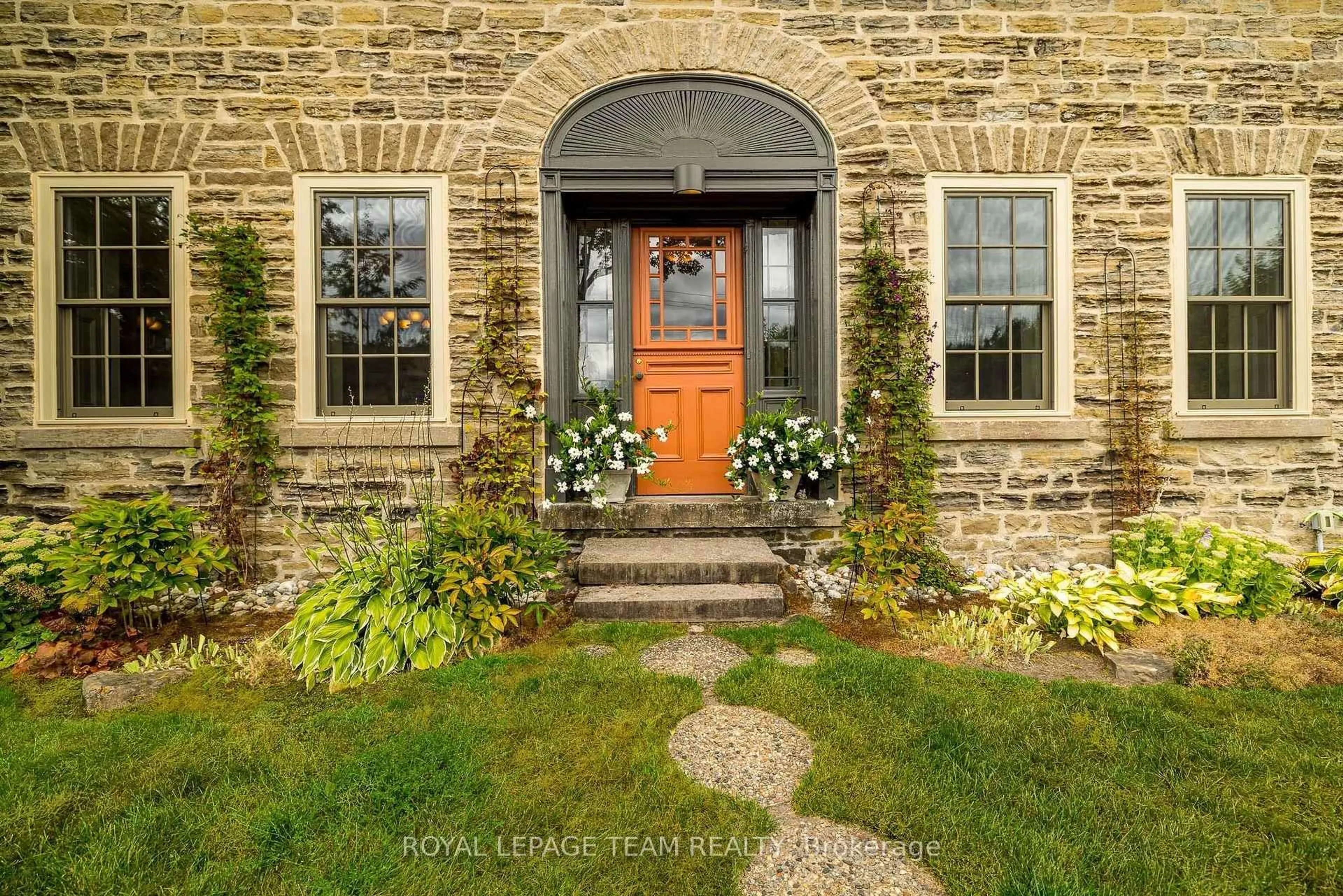 Indoor entryway for 437 County  23 Rd, Merrickville-Wolford Ontario K0G 1N0