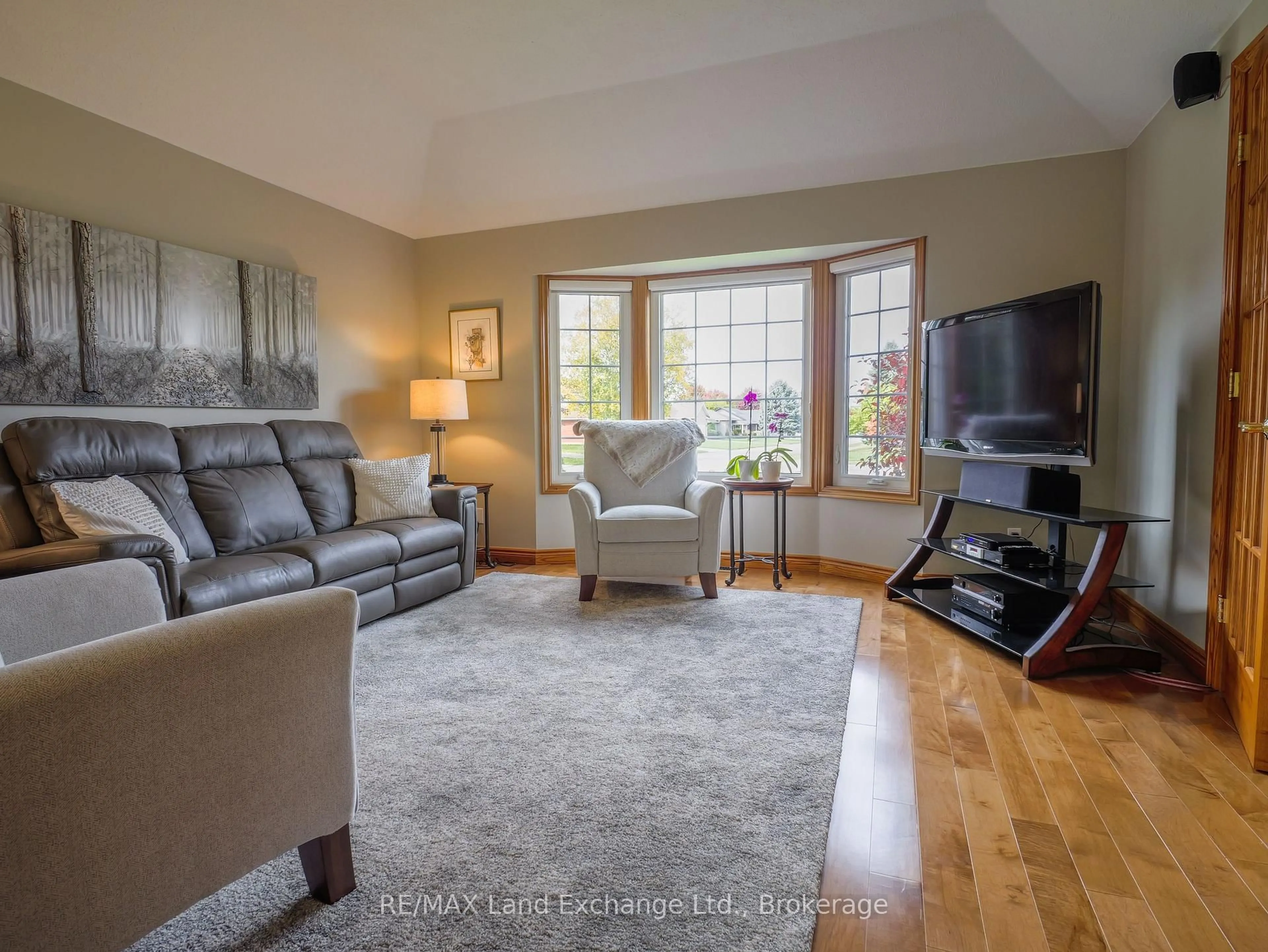 Living room with furniture, unknown for 375 Stafford St, Saugeen Shores Ontario N0H 2C1