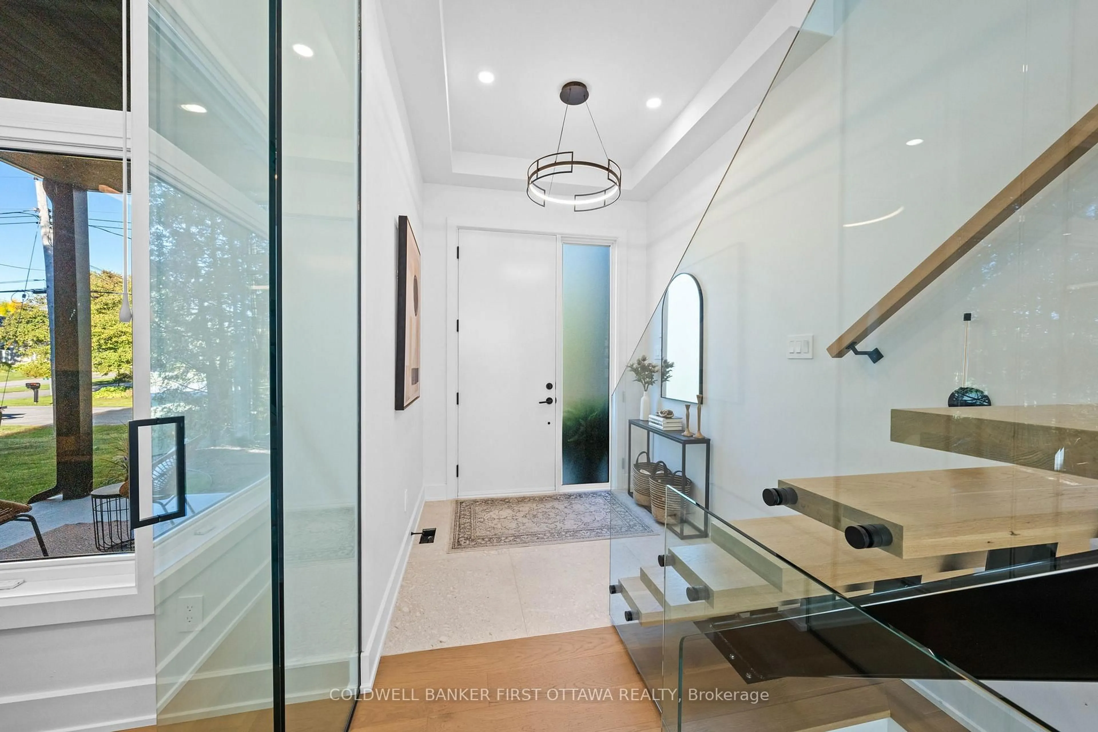 Contemporary bathroom, ceramic/tile floor for 60 Holborn Ave, Ottawa Ontario K2C 3H1
