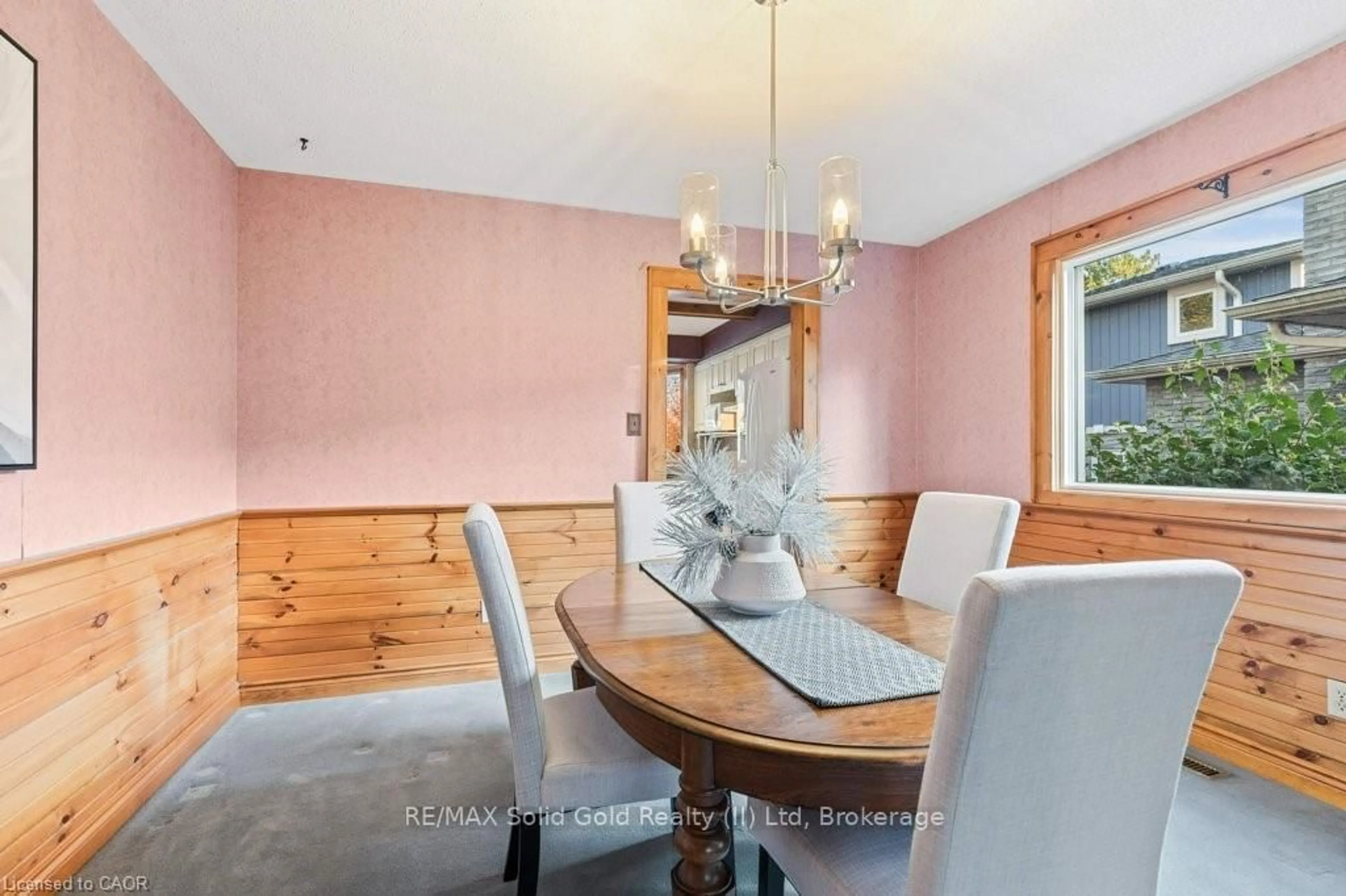 Dining room, unknown for 457 Stillmeadow Circ, Waterloo Ontario N2L 5M1