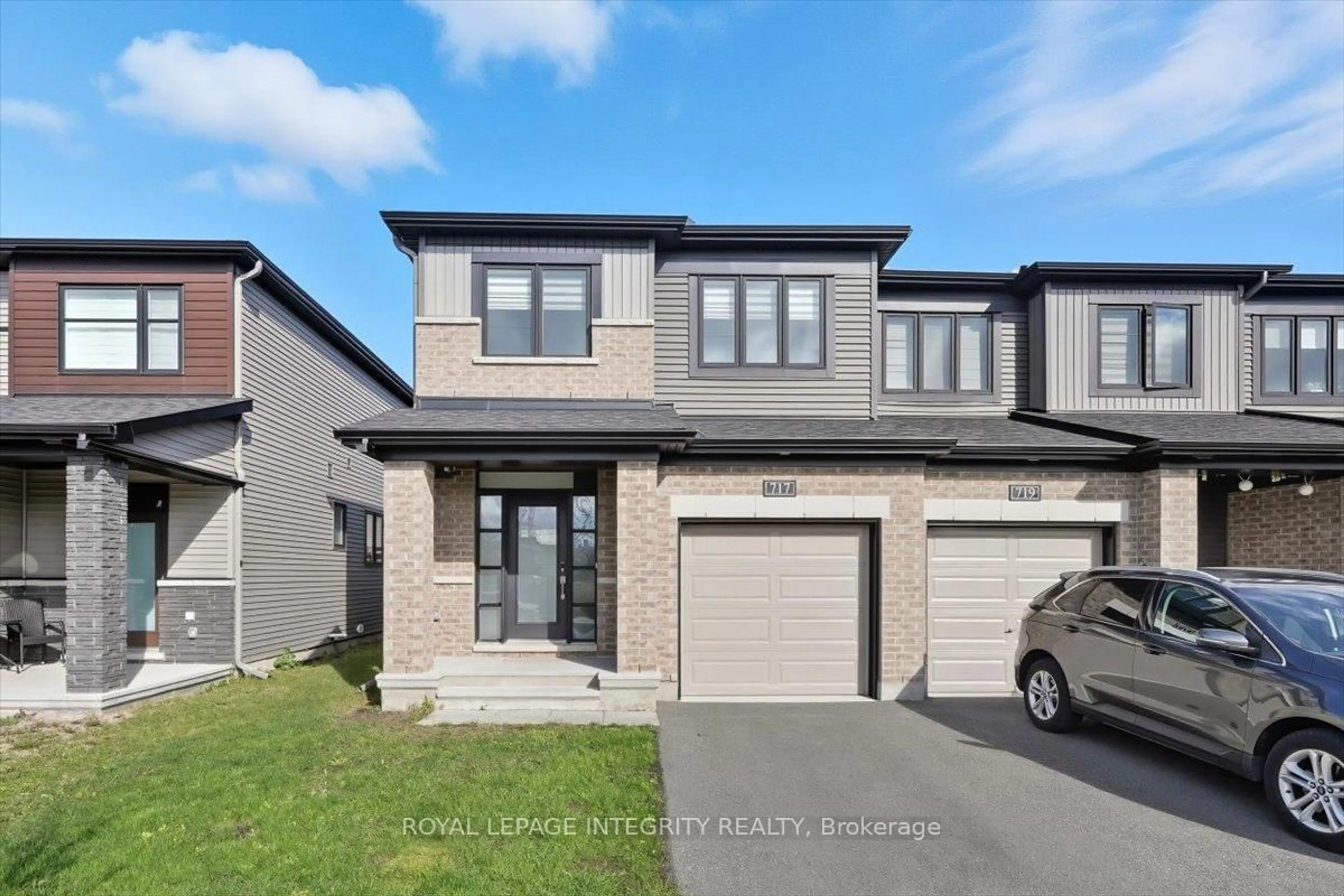 Home with brick exterior material, street for 717 Sebastian St, Ottawa Ontario K4A 5L1