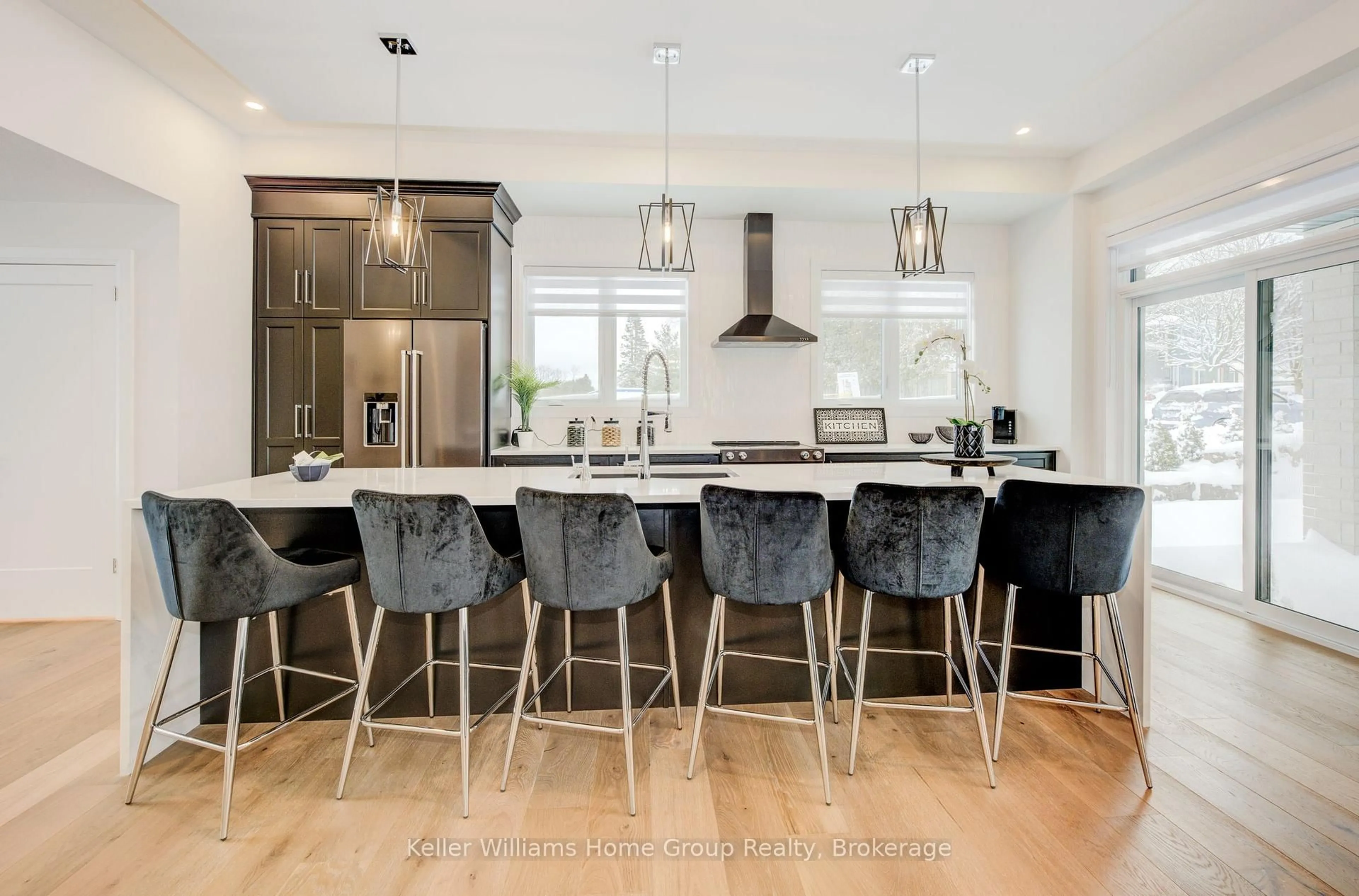 Contemporary kitchen, unknown for 2 Nicholas Way, Guelph Ontario N1E 0T1