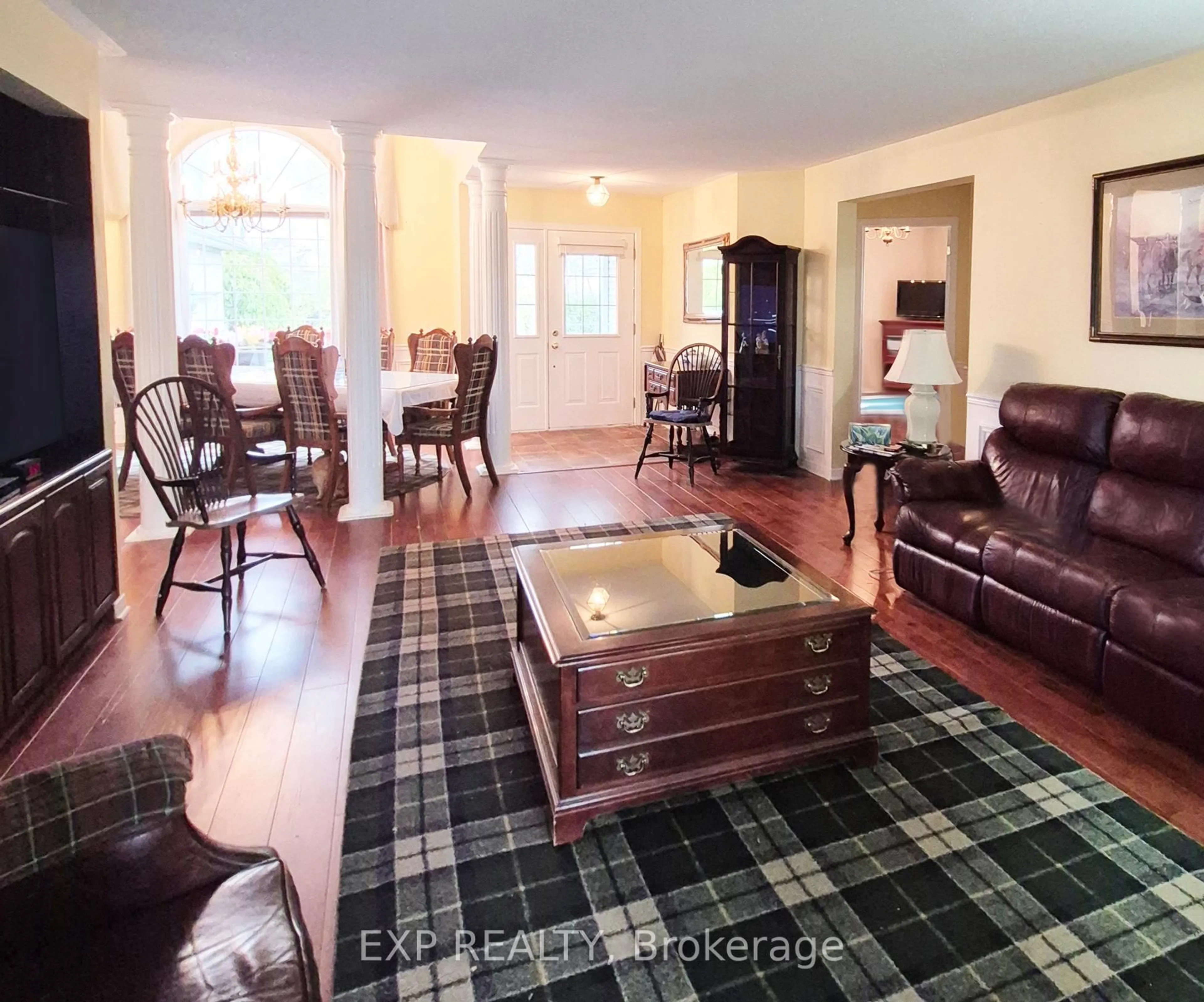 Living room with furniture, unknown for 700 Barcovan Beach Rd, Quinte West Ontario K0K 1L0