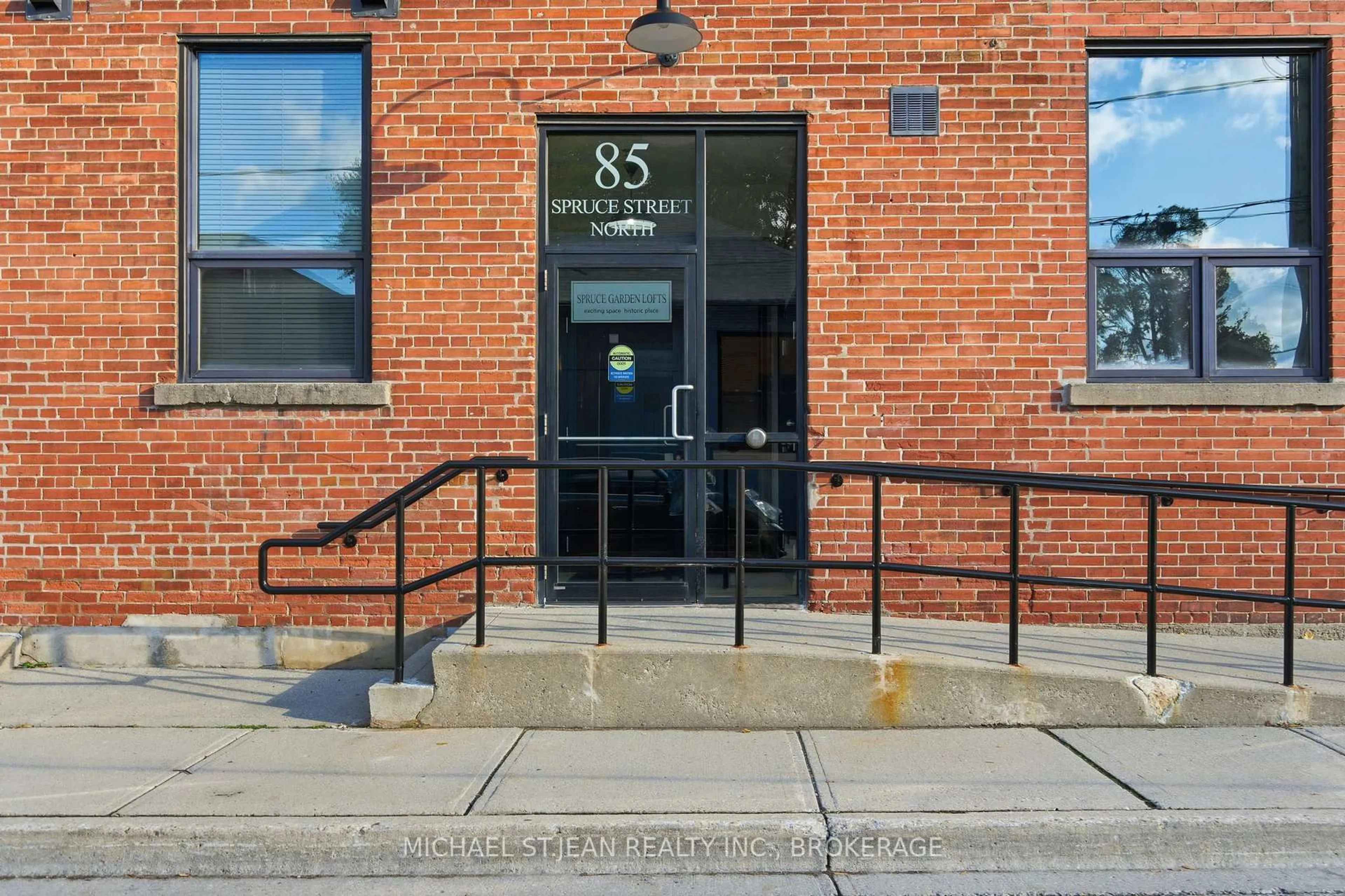 Unknown for 85 Spruce St #203, Cambridge Ontario N1R 4K4