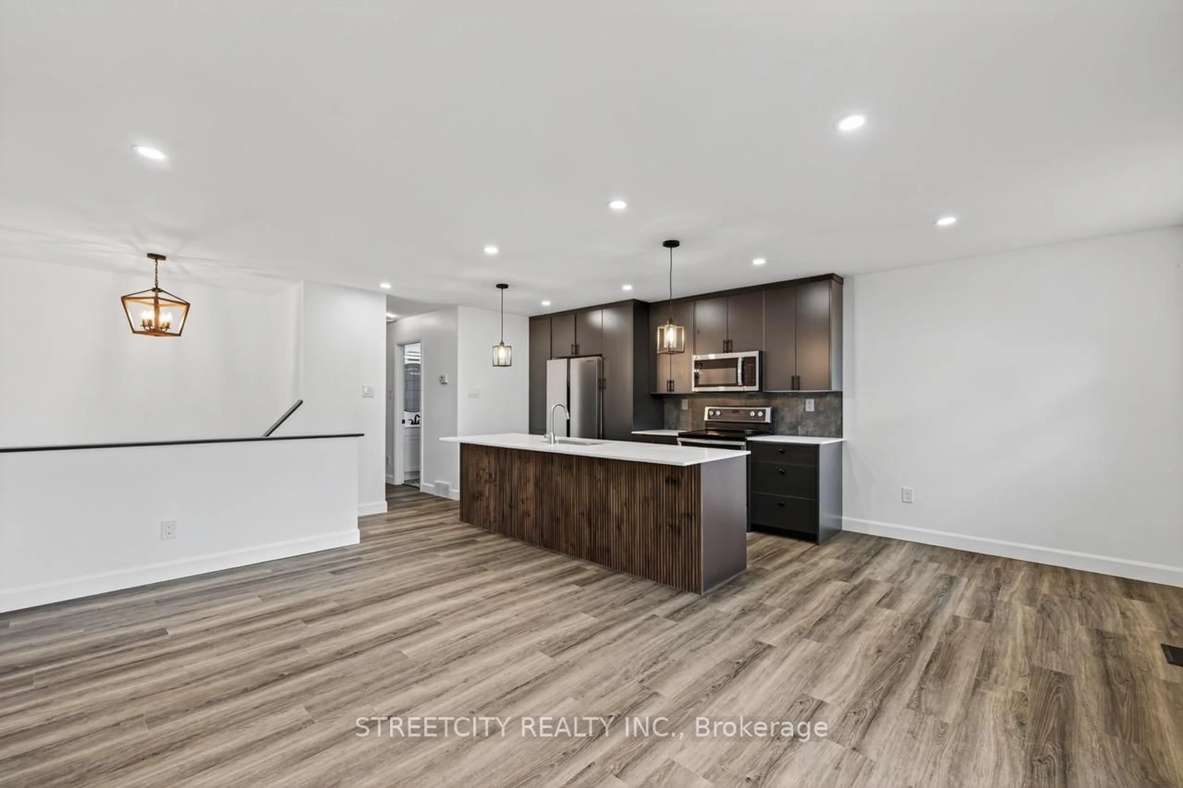 Open concept kitchen, unknown for 1128 Overlea Cres, Sarnia Ontario N7S 4E4