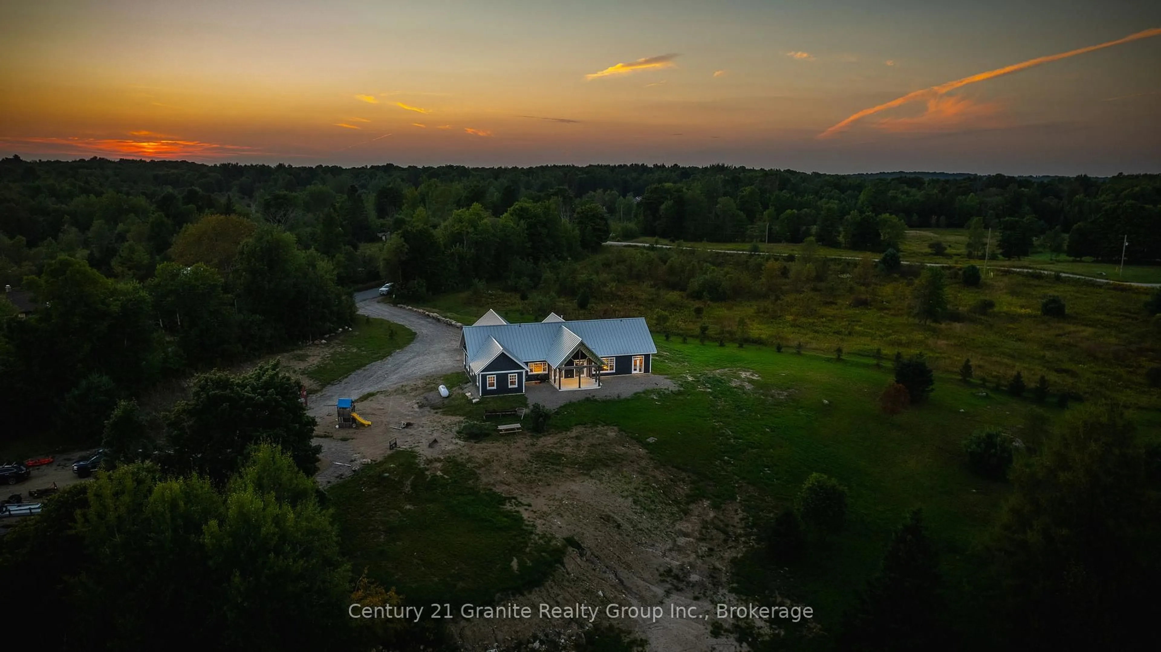 A pic from outside/outdoor area/front of a property/back of a property/a pic from drone, water/lake/river/ocean view for 2194 UNICORN Rd, Dysart et al Ontario K0M 1S0