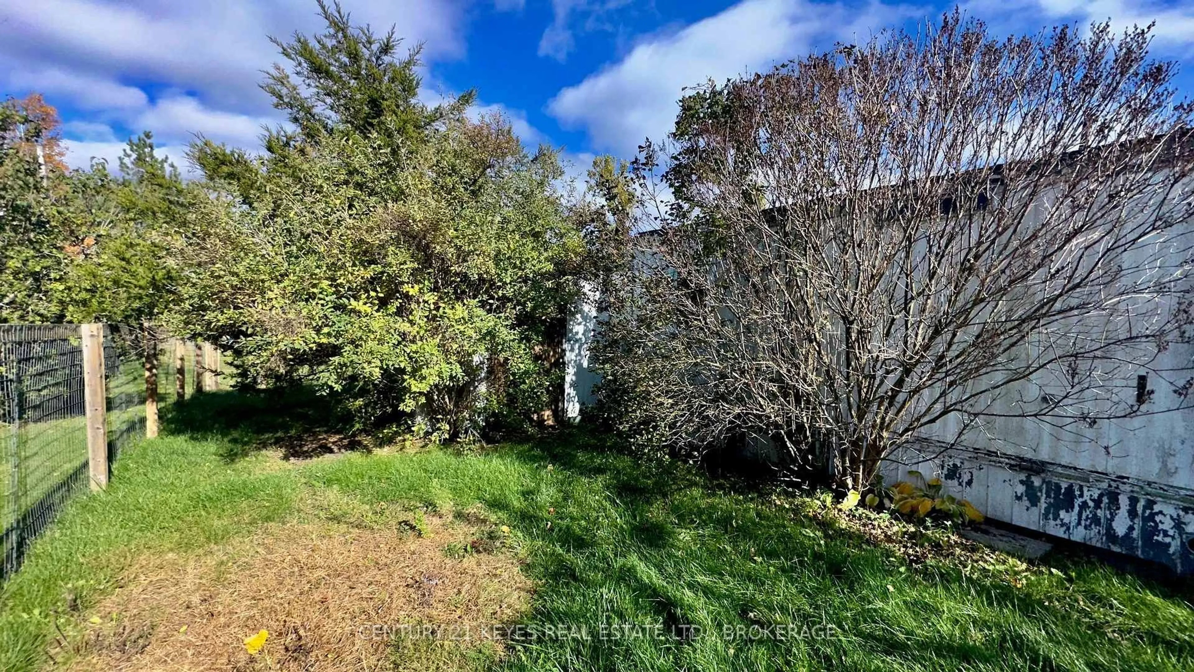 A pic from outside/outdoor area/front of a property/back of a property/a pic from drone, forest/trees view for 104 Ellisville Rd #16, Leeds and the Thousand Islands Ontario K0H 2N0
