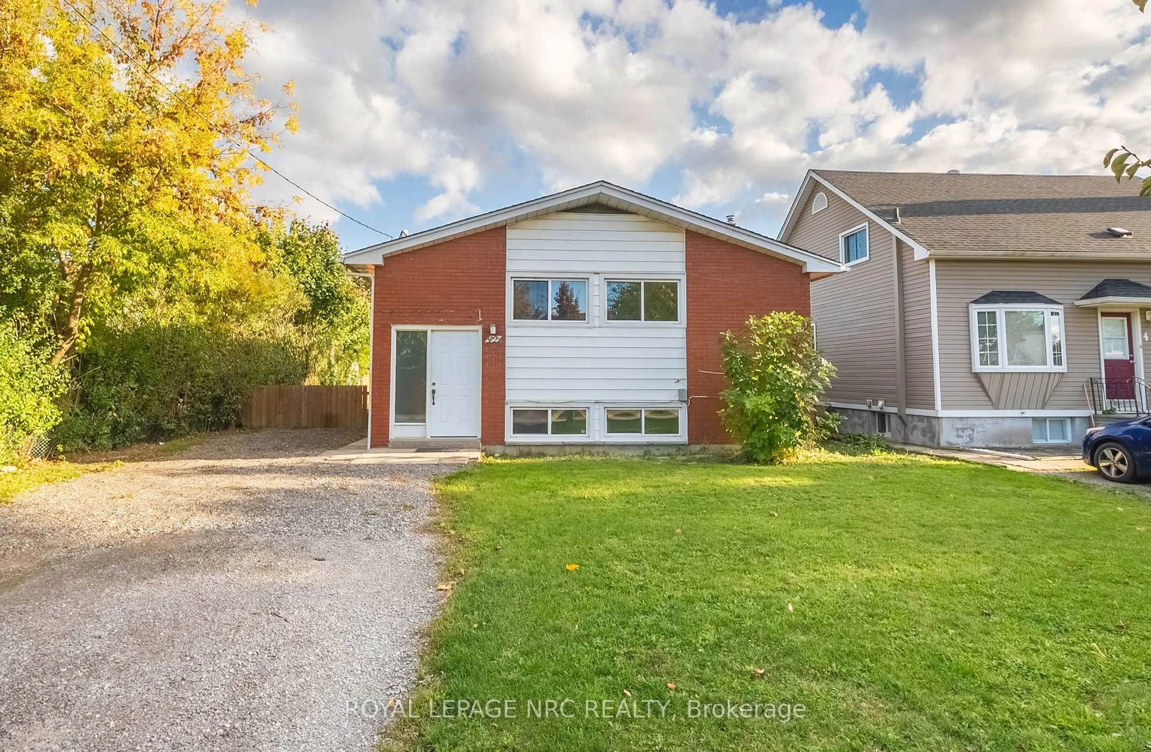 Unknown for 42 Fawell Ave, St. Catharines Ontario L2S 2V6
