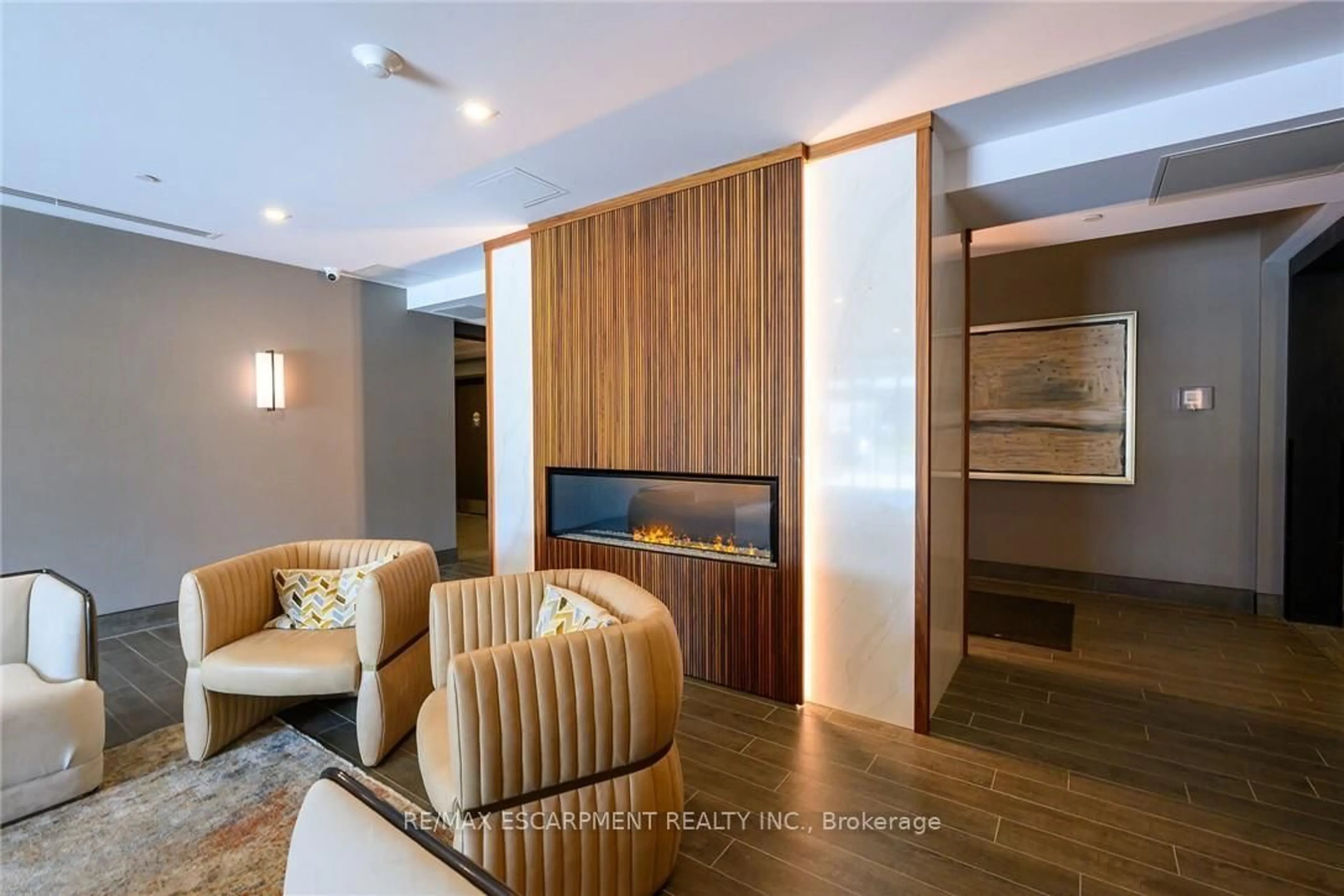 Lobby for 470 Dundas St #416, Hamilton Ontario L8B 2A6