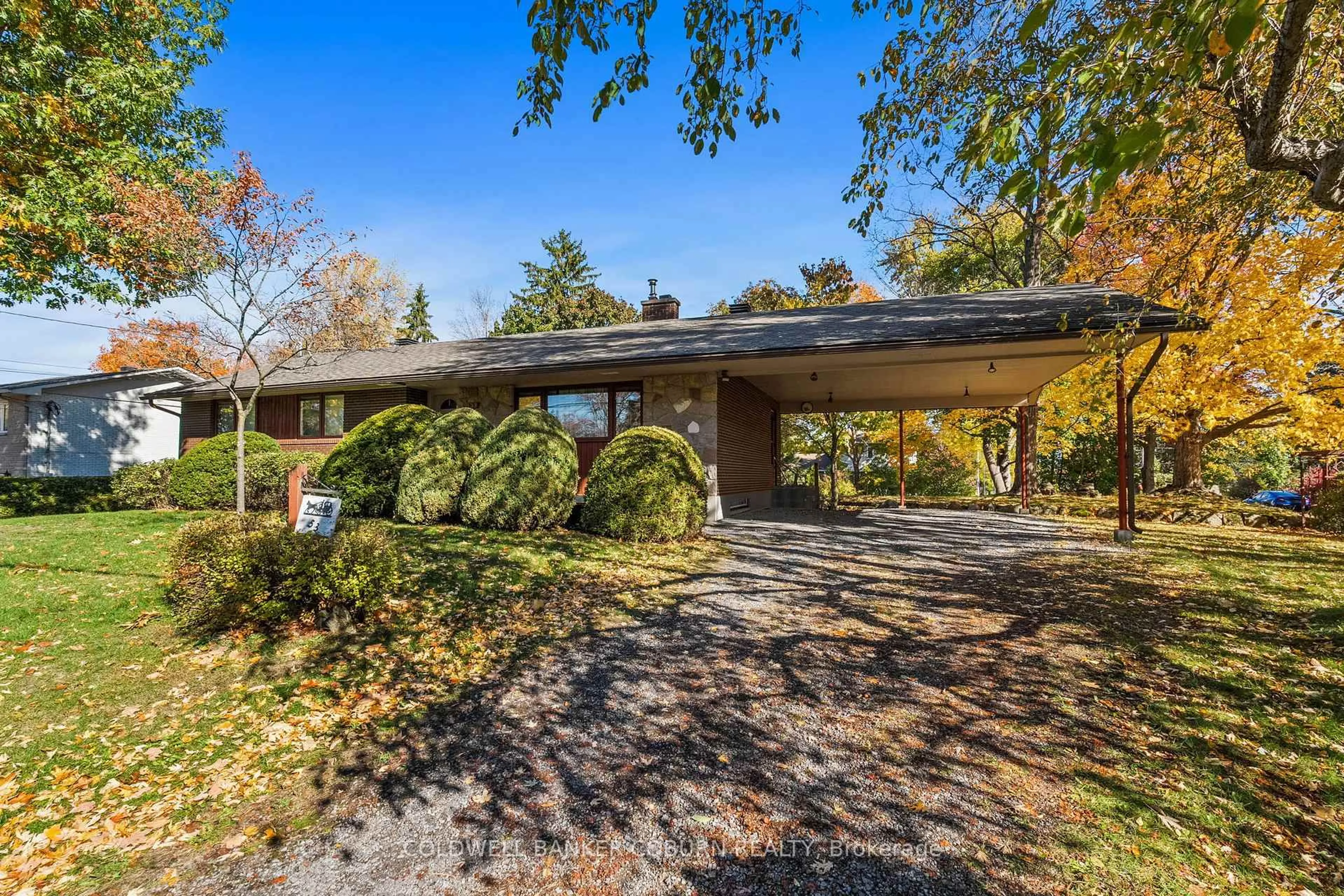 Unknown for 53 Eisenhower Cres, Ottawa Ontario K2J 3Z8