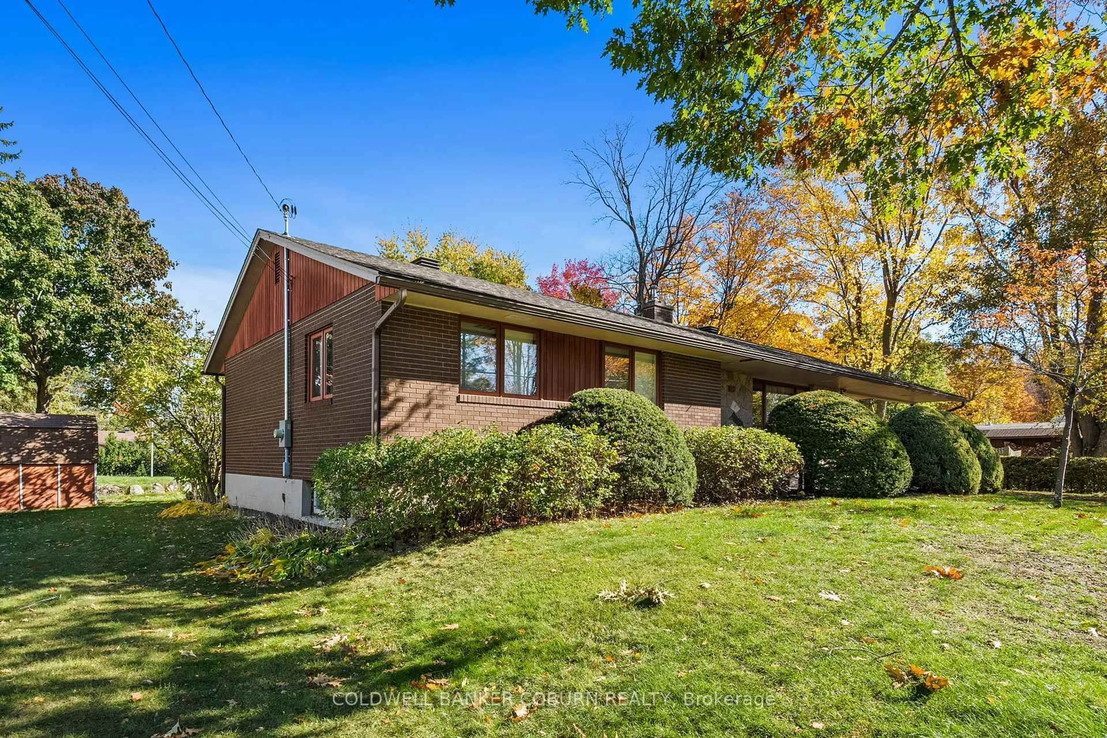 Home with brick exterior material, unknown for 53 Eisenhower Cres, Ottawa Ontario K2J 3Z8