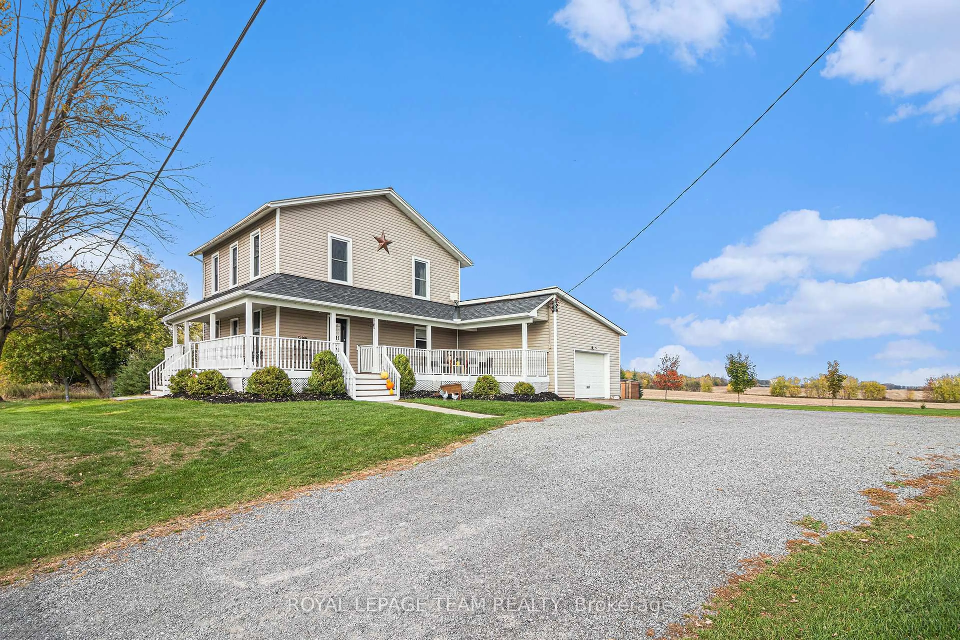 A pic from outside/outdoor area/front of a property/back of a property/a pic from drone, street for 11845 County 43 Rd, North Dundas Ontario K0C 2K0