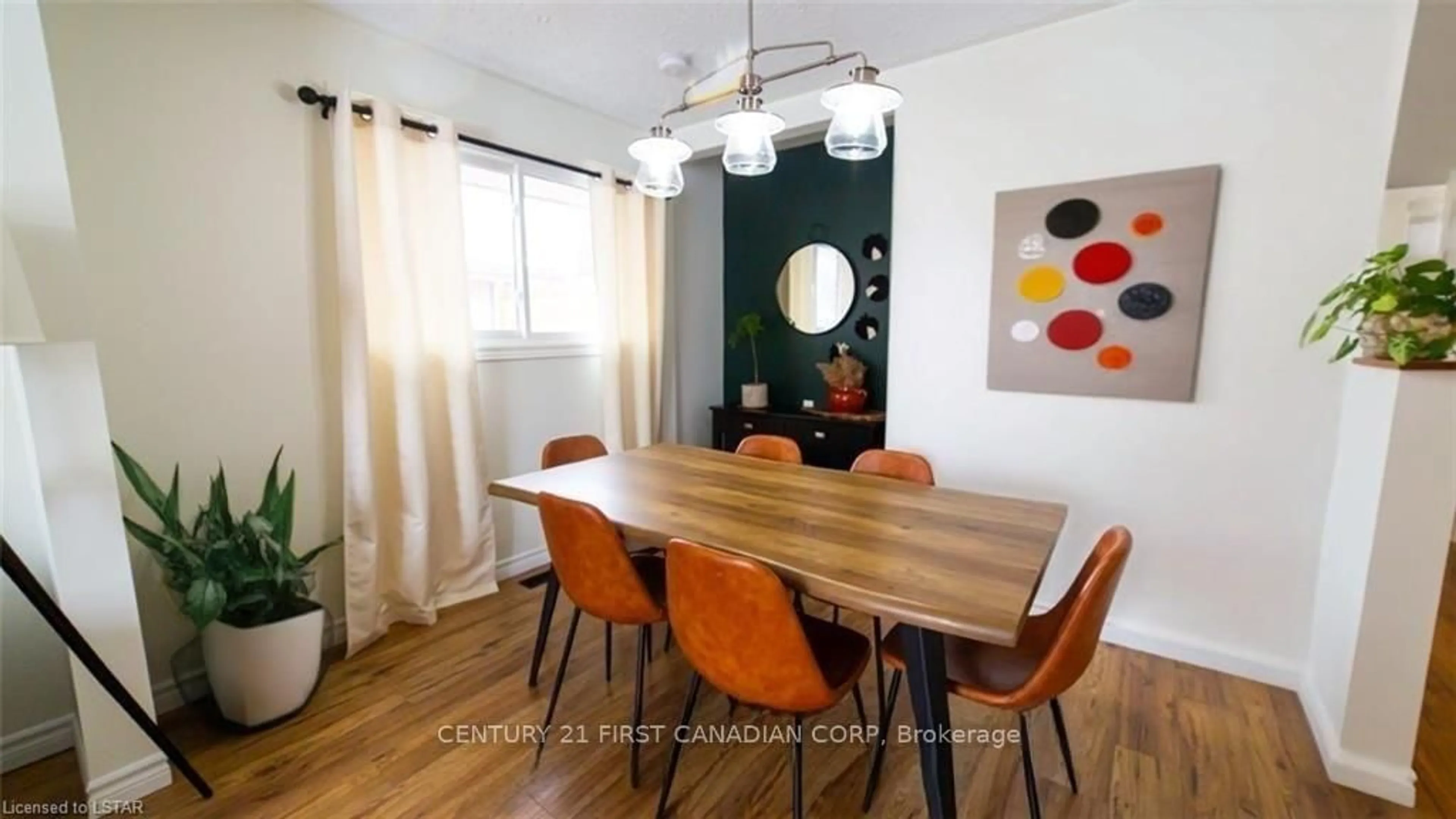 Dining room, wood/laminate floor for 74 Kipling Ave, London East Ontario N5V 1K2