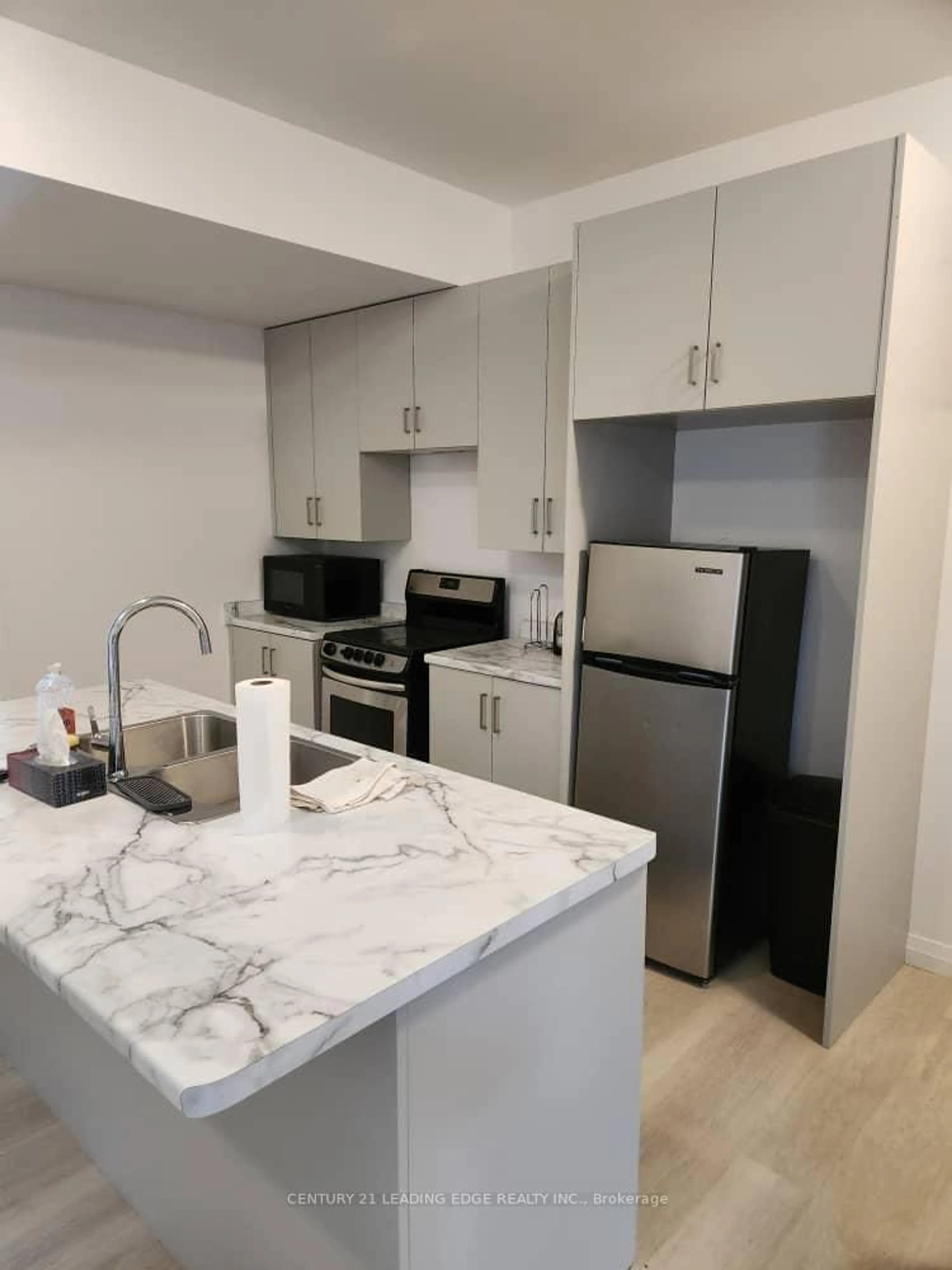 Open concept kitchen, unknown for 1465 Station St #19, Pelham Ontario L0S 1E3